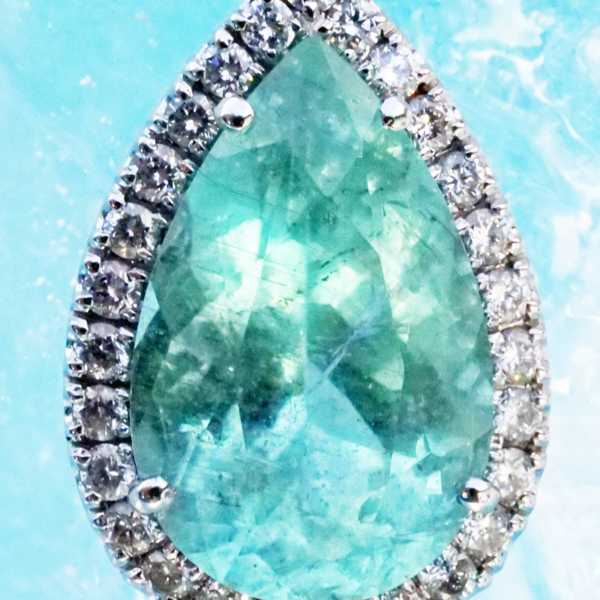Paraiba Tourmalin Brilliant Necklace 3.89 ct 0.43 ct 18 kt White Gold..what a Icebreaker