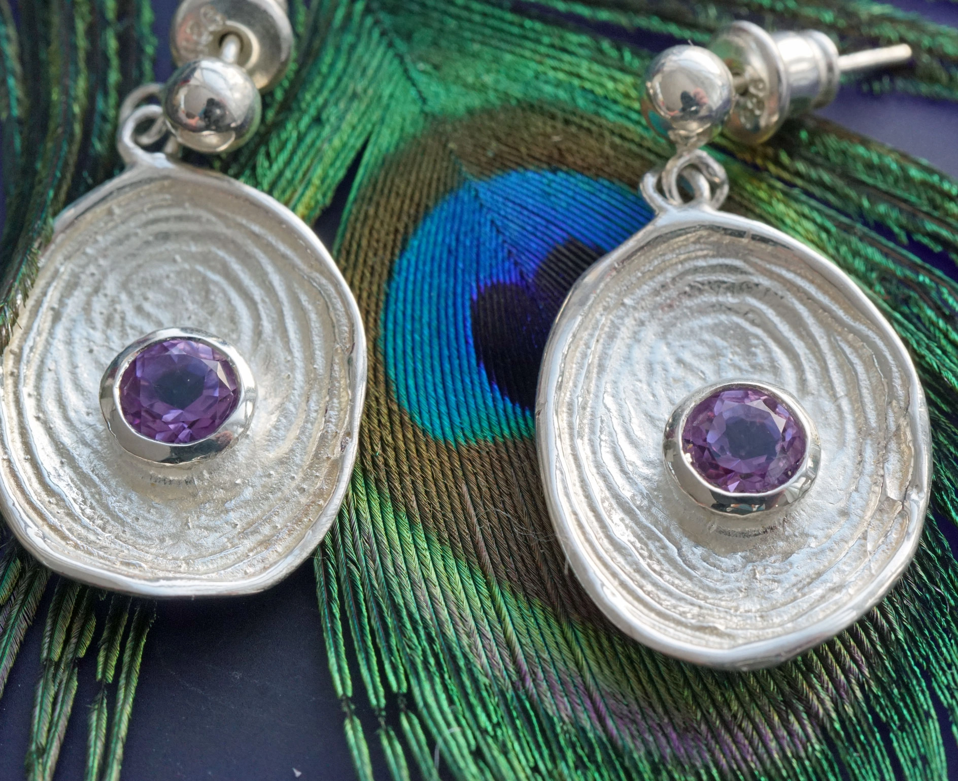 Set:Amethyst Ring und passende Ohrhänger in 925er Silber oval Handarbeit