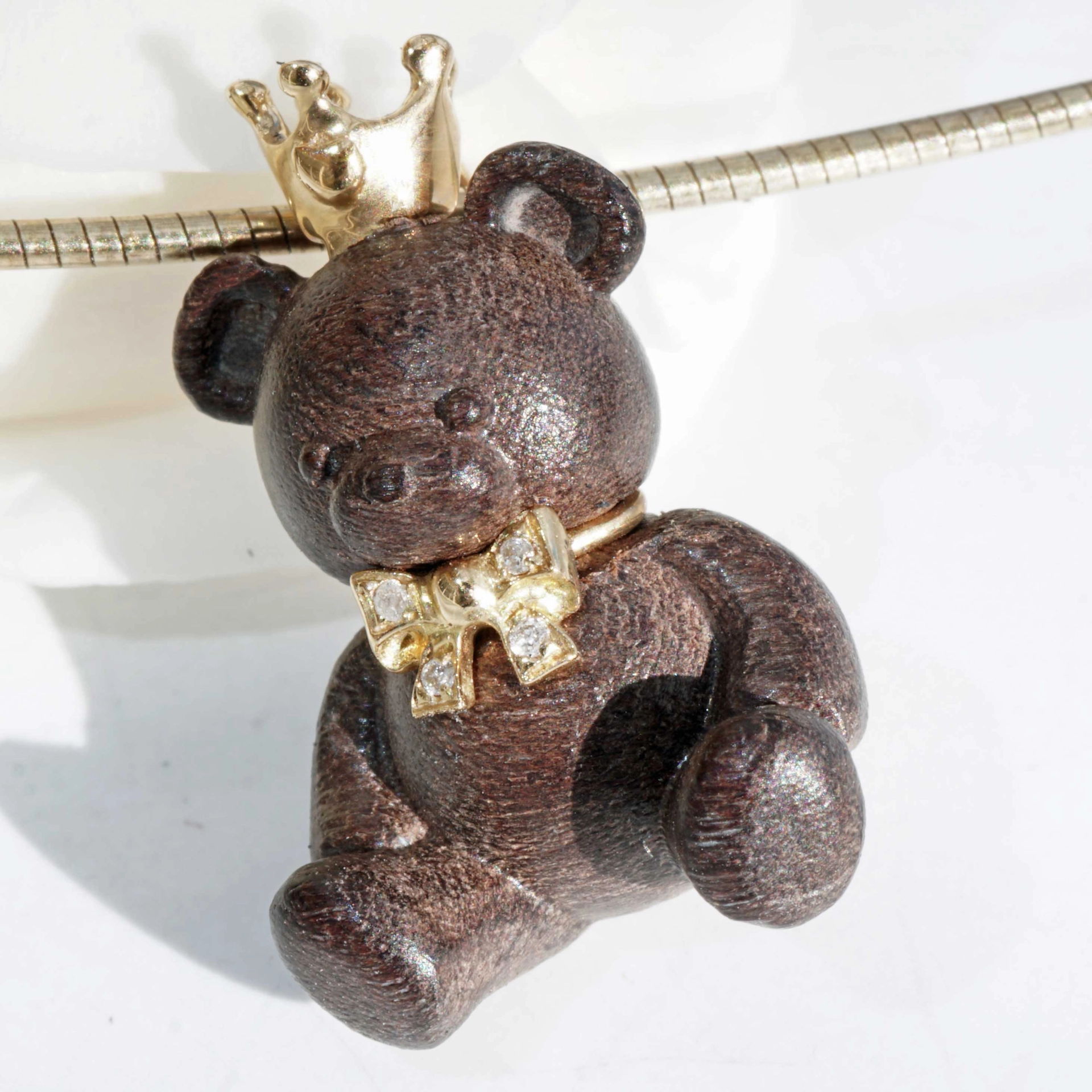 Brilliant Teddy Bear Pendant...so cute...18 kt Yellow Gold...precious Wood
