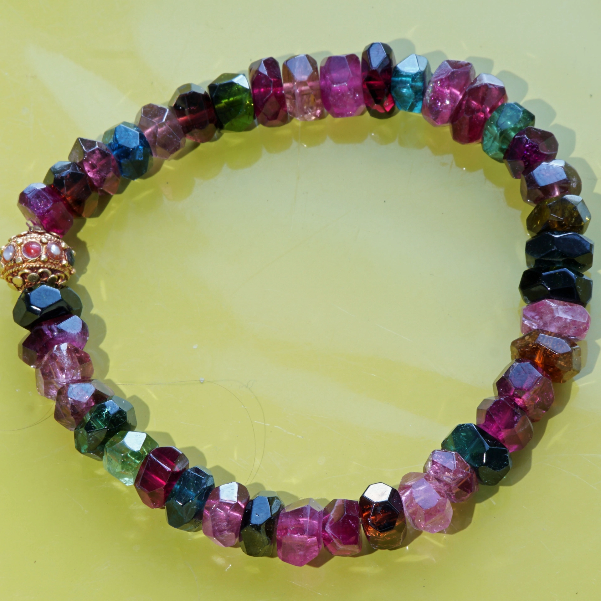 Tourmalin Bracelet..900er Finegold Ball ....100 ct