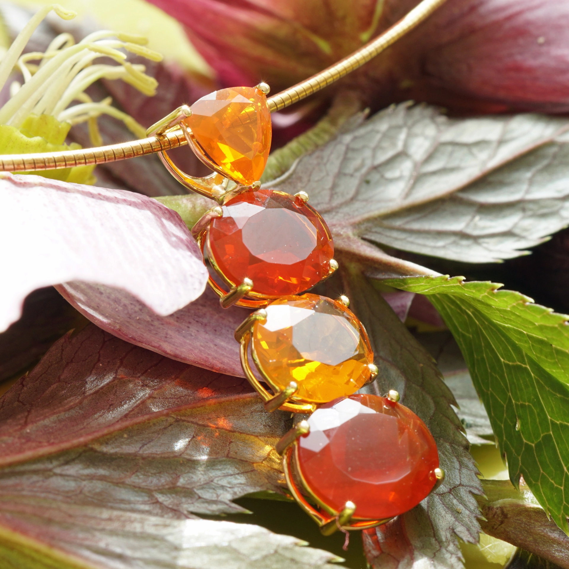 Captured Rays of Sunshine....Fire Opal Pendant 5 ct Yellowgold 18 kt