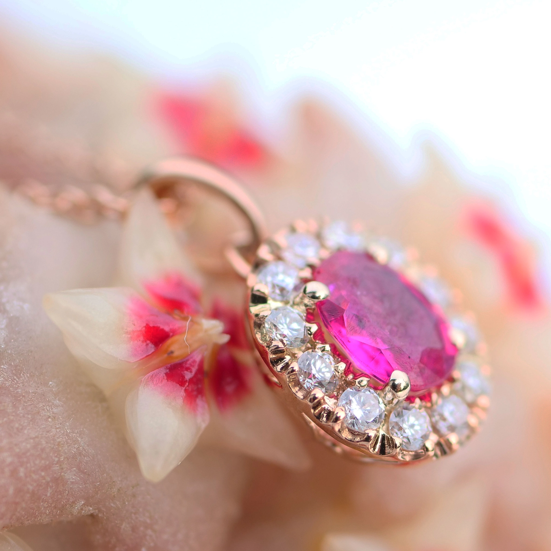 Ruby Diamond Pendant with Chain 18 kt Rose Gold.....the sweetest forever