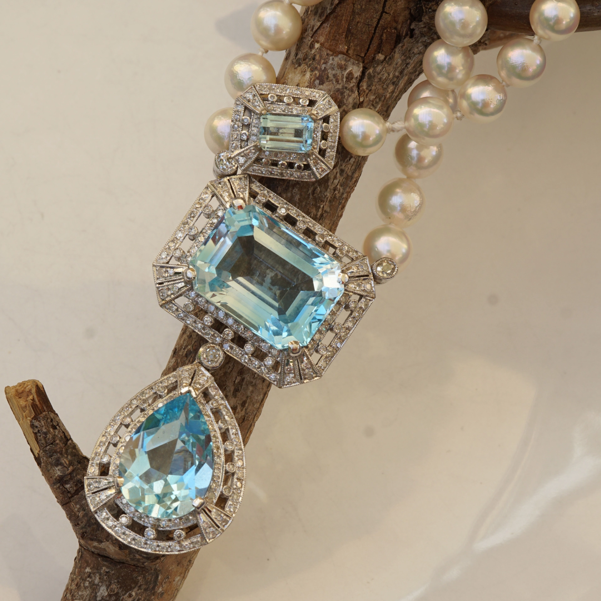 Blautopas Brillant Collier mit Akoya Zuchtperlen 750er Weissgold....ein PRACHTCOLLIER