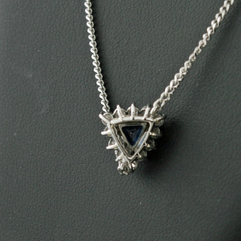 Saphir-Brillant-Collier-900er-Platin-Royalblue