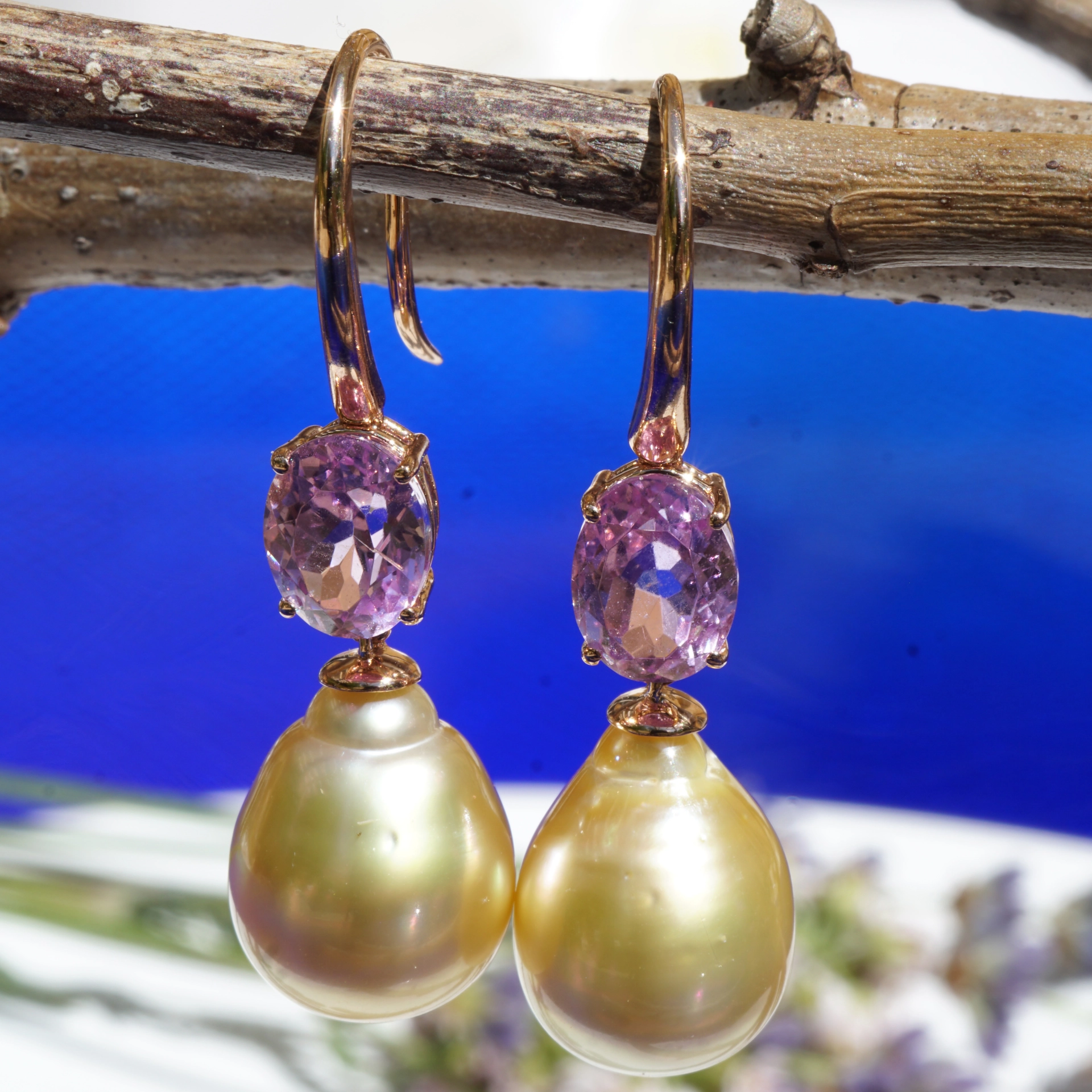 Kunzit Südsee Zuchtperl Ohrhänger AAA Lüster top 750er Rosegold ... es weht ein Frühlingsduft