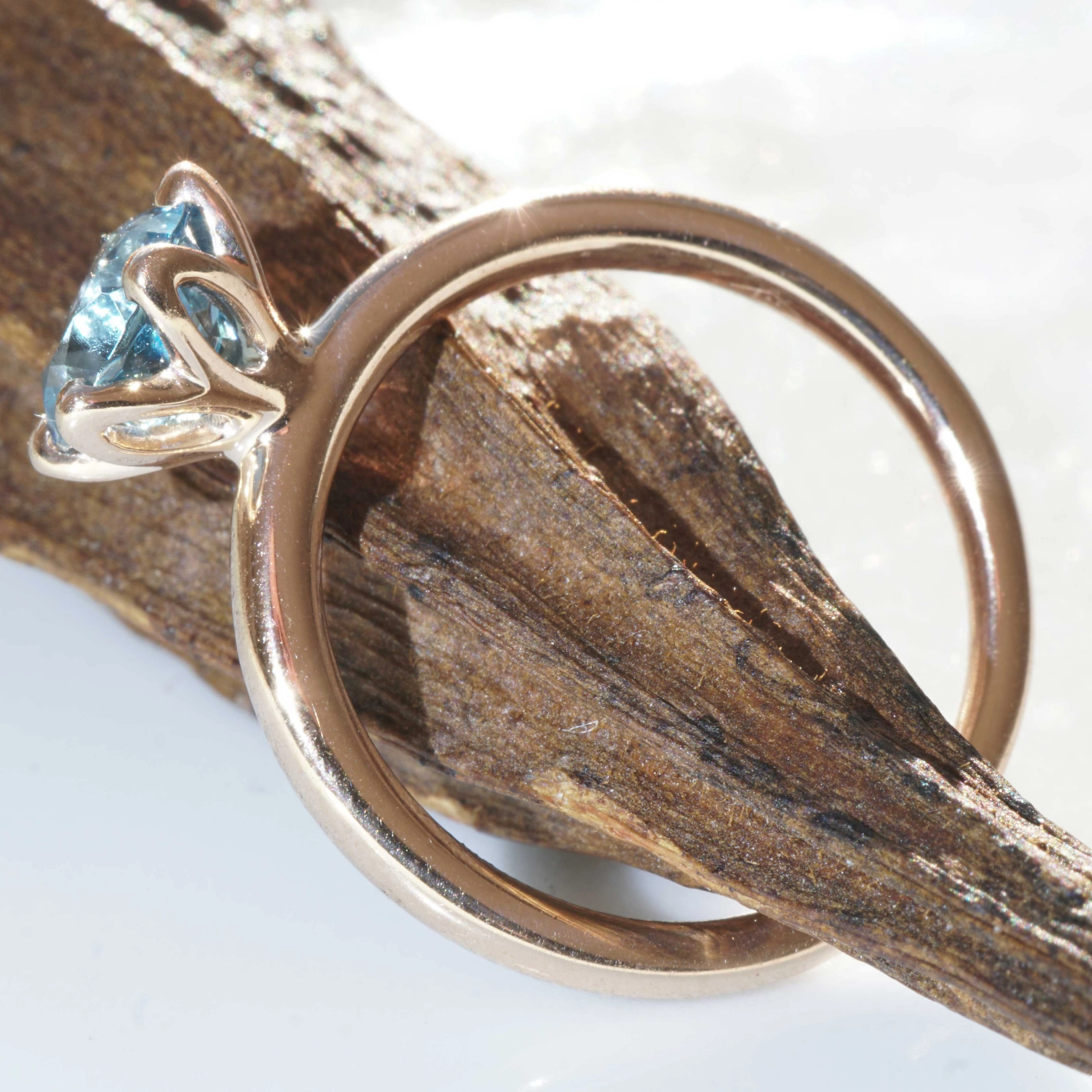 Bestseller Combination Ring made in Valenza...18 kt Rose Gold with Blue Topaz