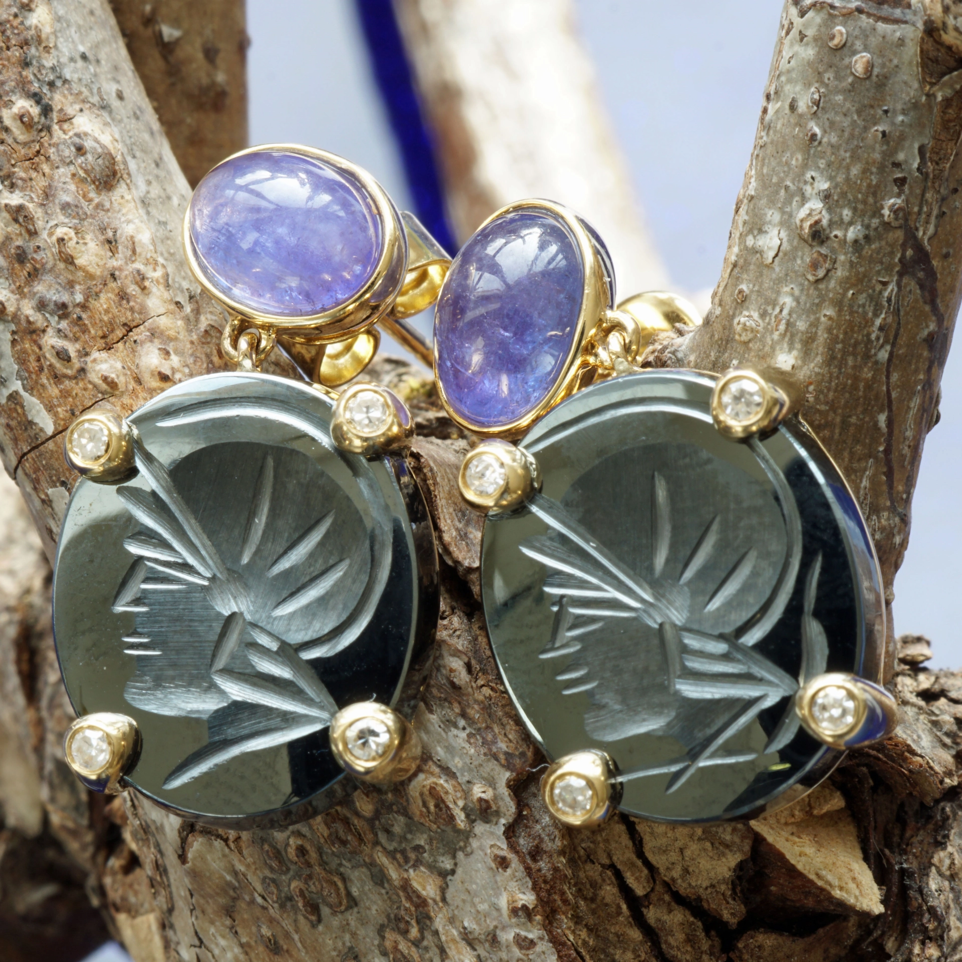 Tansanite Diamond Earrings...be my Warrior...18kt Yellowgold
