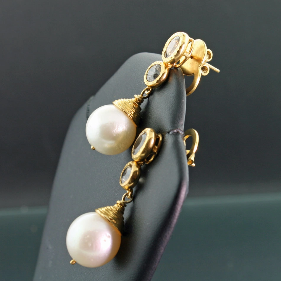 Zirkonia South Sea Pearl Earrings Silver Goldplated.....great big and blinky