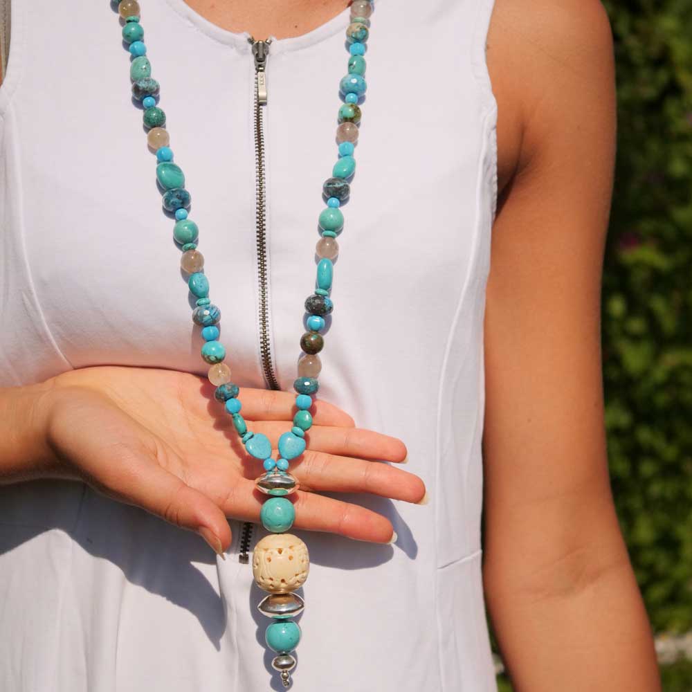 Chilango Turquoise Quartz Rutile Quartz Chain in 100 cm Length with Great Carved Leg Pendant 925 Silver
