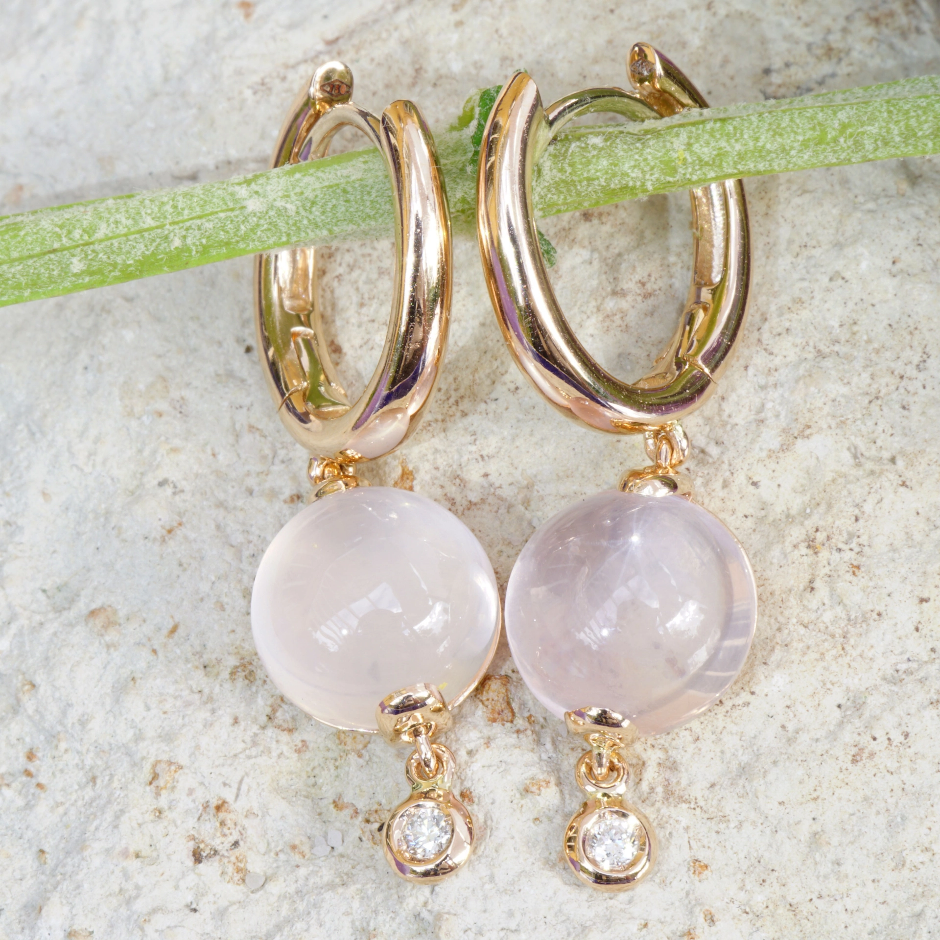 Rosequartz and Diamonds....ideal Kombination with Rosegold