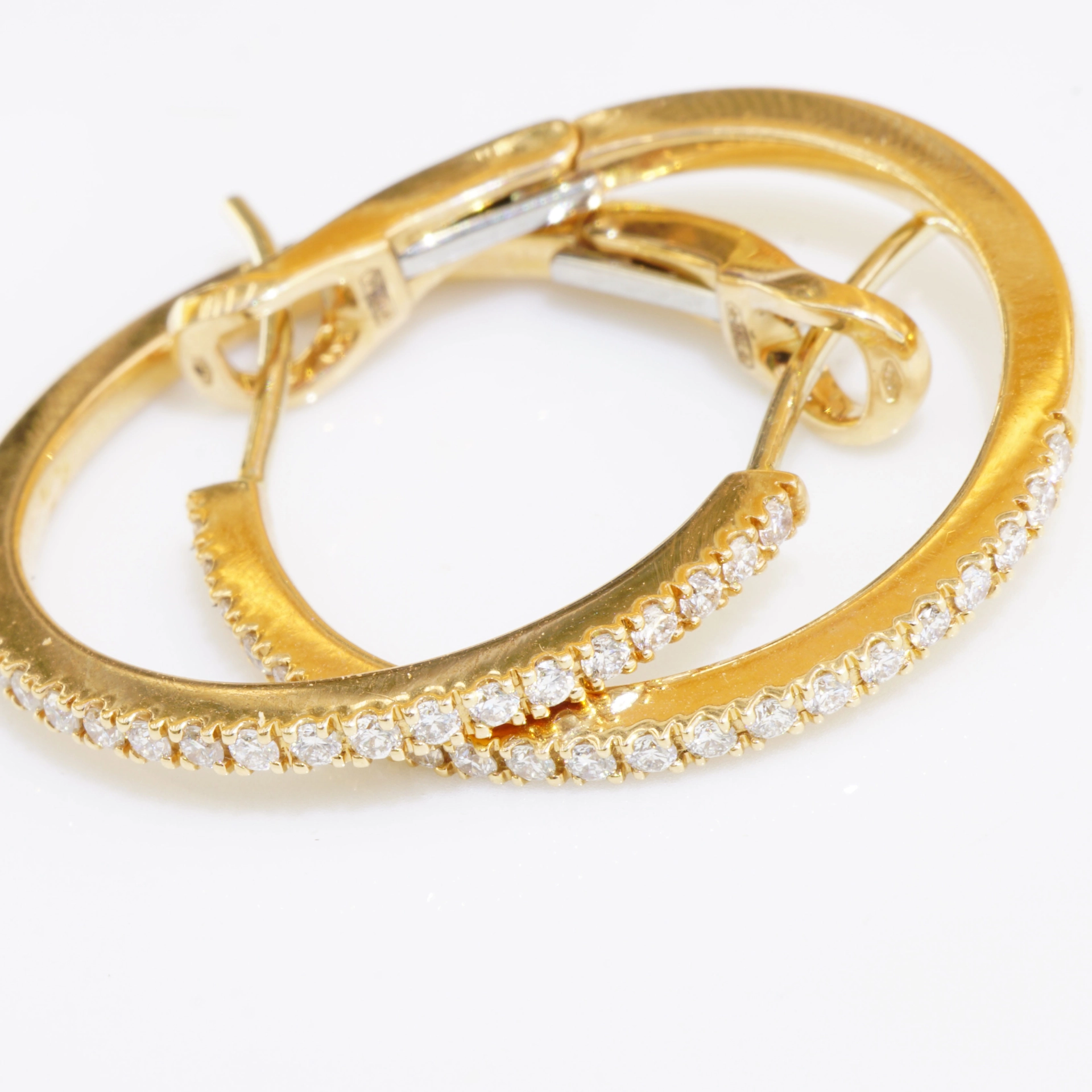 Brilliant Cut Diamond Creoles....italian Life Energy for every Day...18 kt Rose Gold