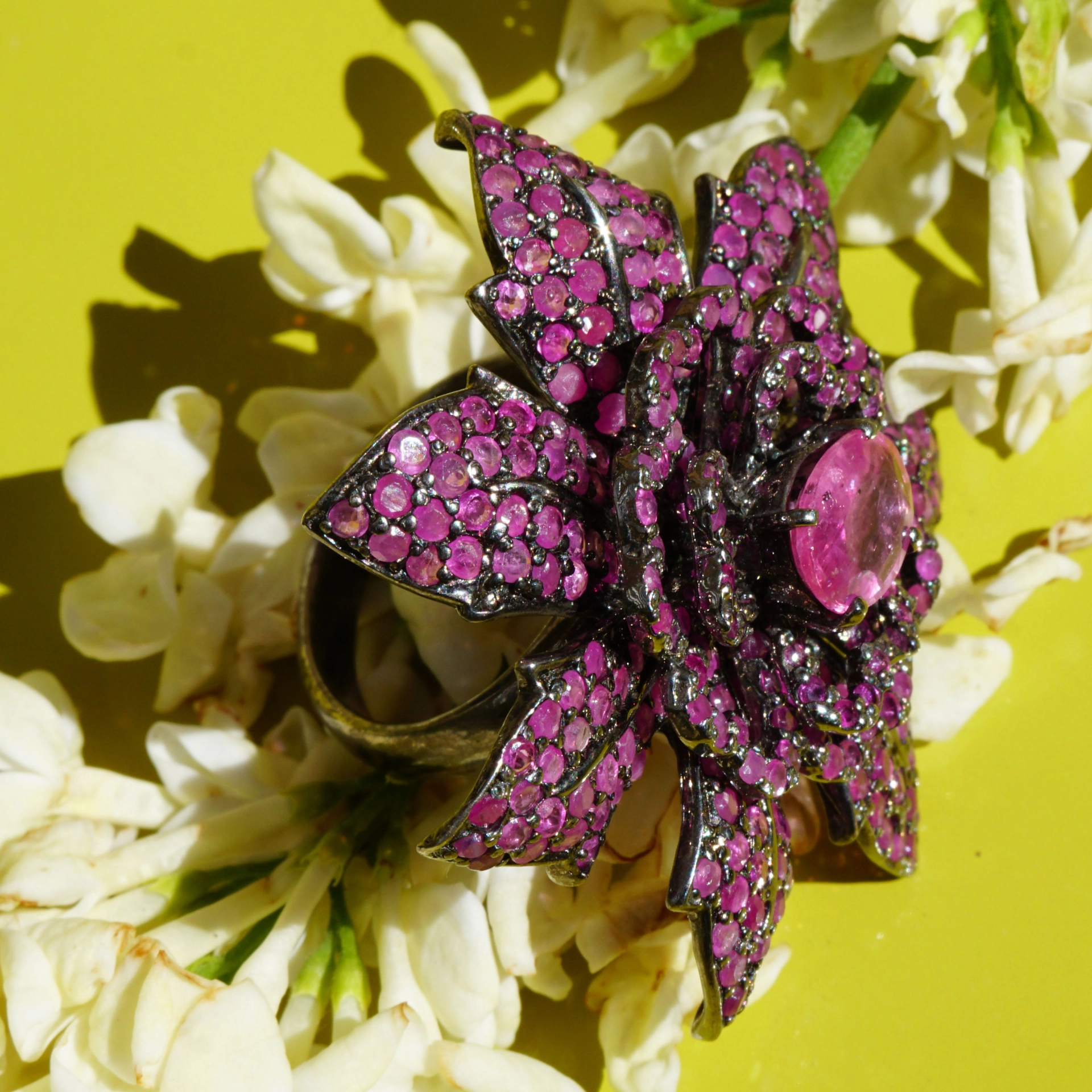 Blüten Rubin Ring 925er Silber 43 x 44 mm .....der Schmuck Pop Star....