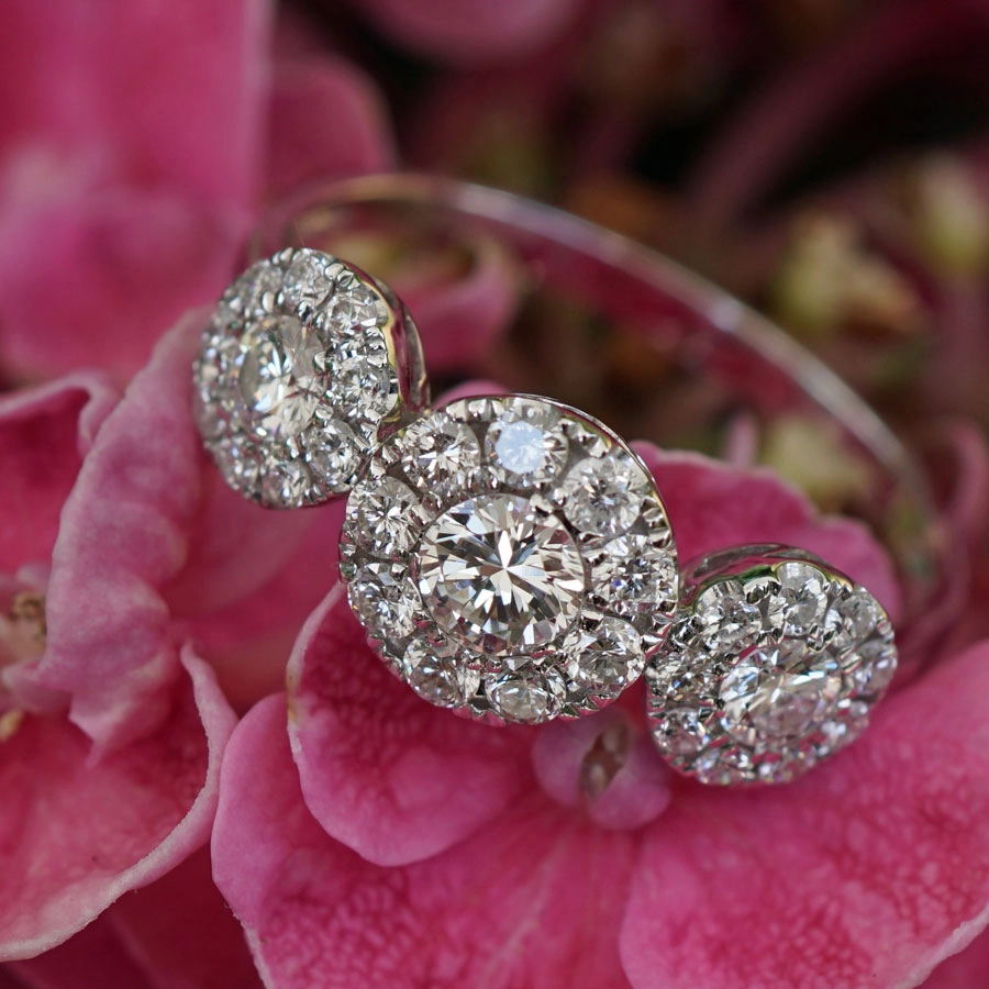 Brillant Ring Rosette 0.83 ct 750er Weissgold...Starlight Express