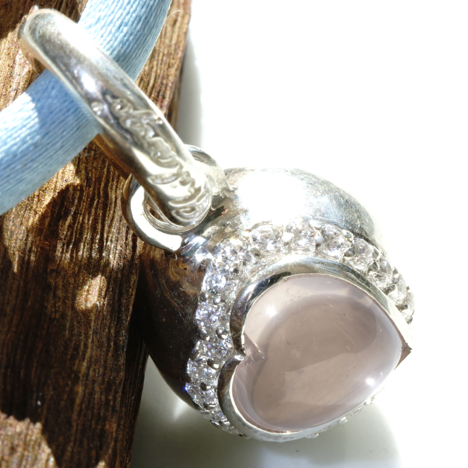 The best Silver Jewelery forever....Heartball with Rose Quartz