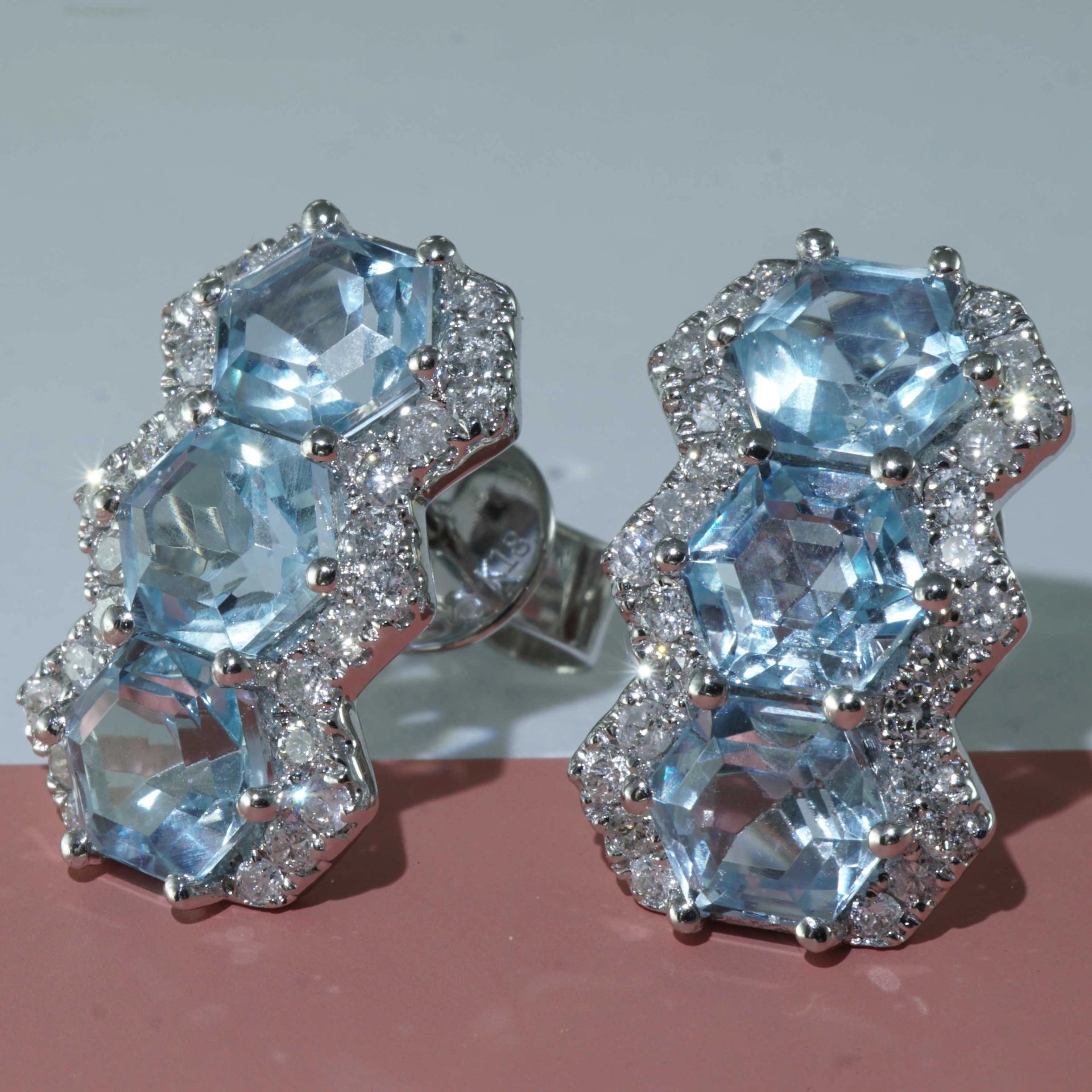 Hexagonal Cut Blue Topaz Earrings 18 kt White Gold with Diamonds