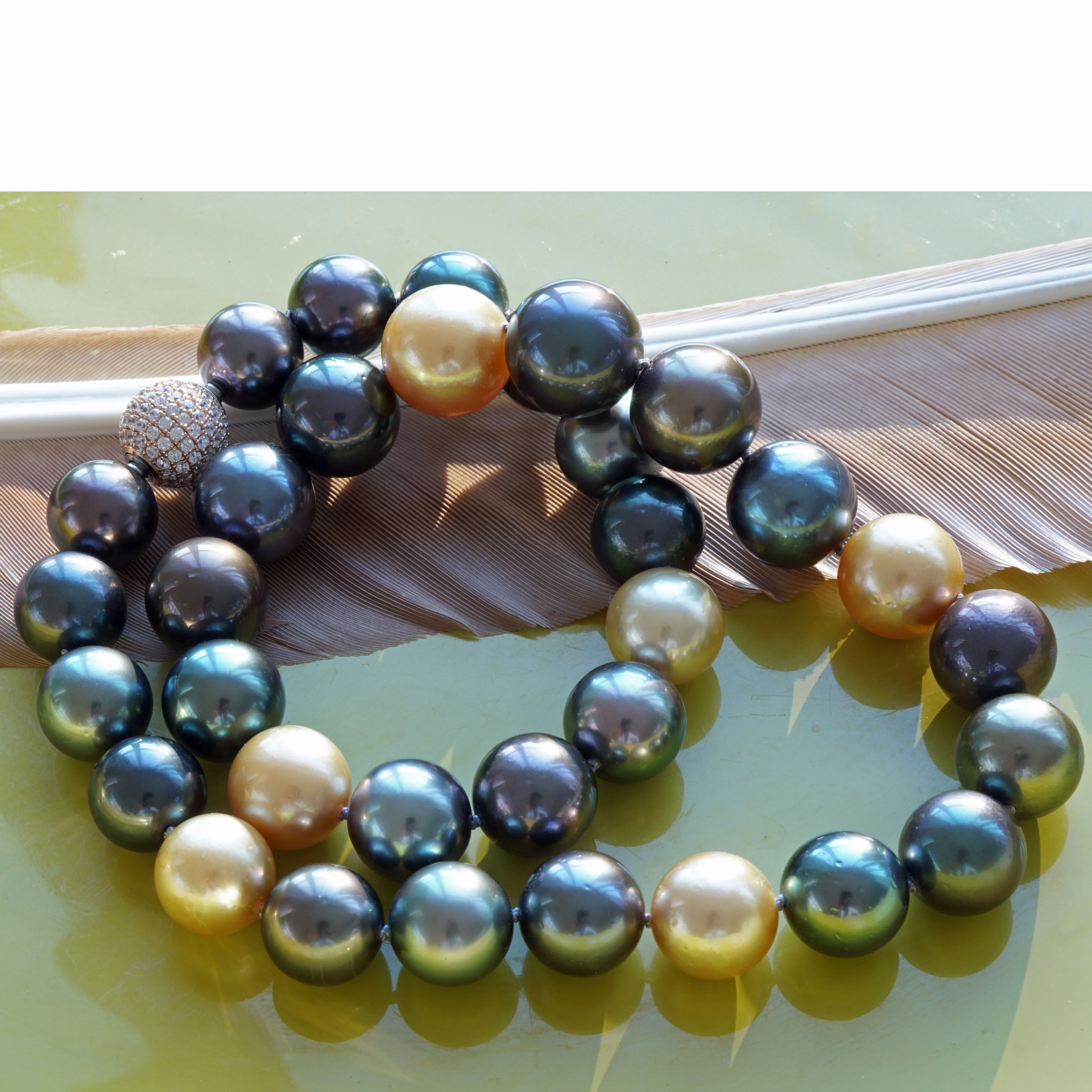 Wow what Colors...TOP Quality Tahiti Southsea Necklace 12-15 mm