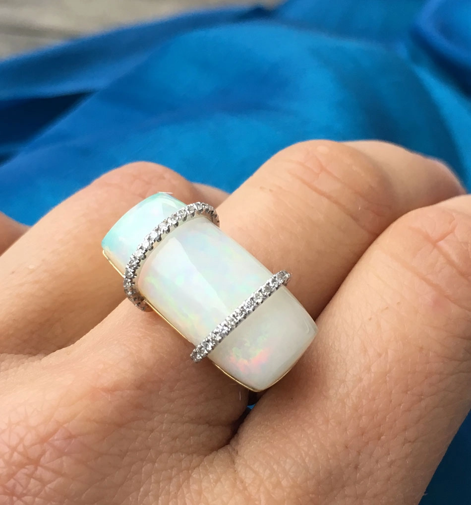 Großer Vollopal-Brillant-Ring, 10.62 ct, 0.27 ct Brillanten, 750er-Gelbgold-Weißgold