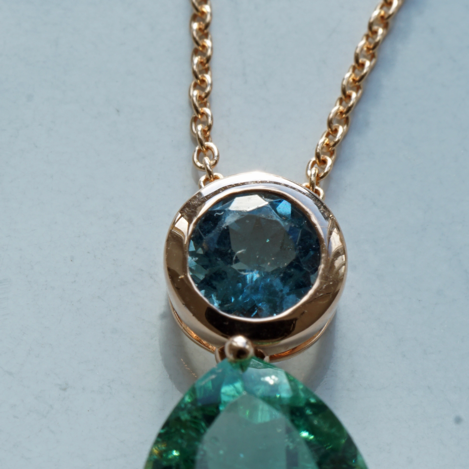 Turmalin Aquamarin Anhänger m. Kette 750er Rosegold 2.19 ct 0.36 ct AAA paraibafarben
