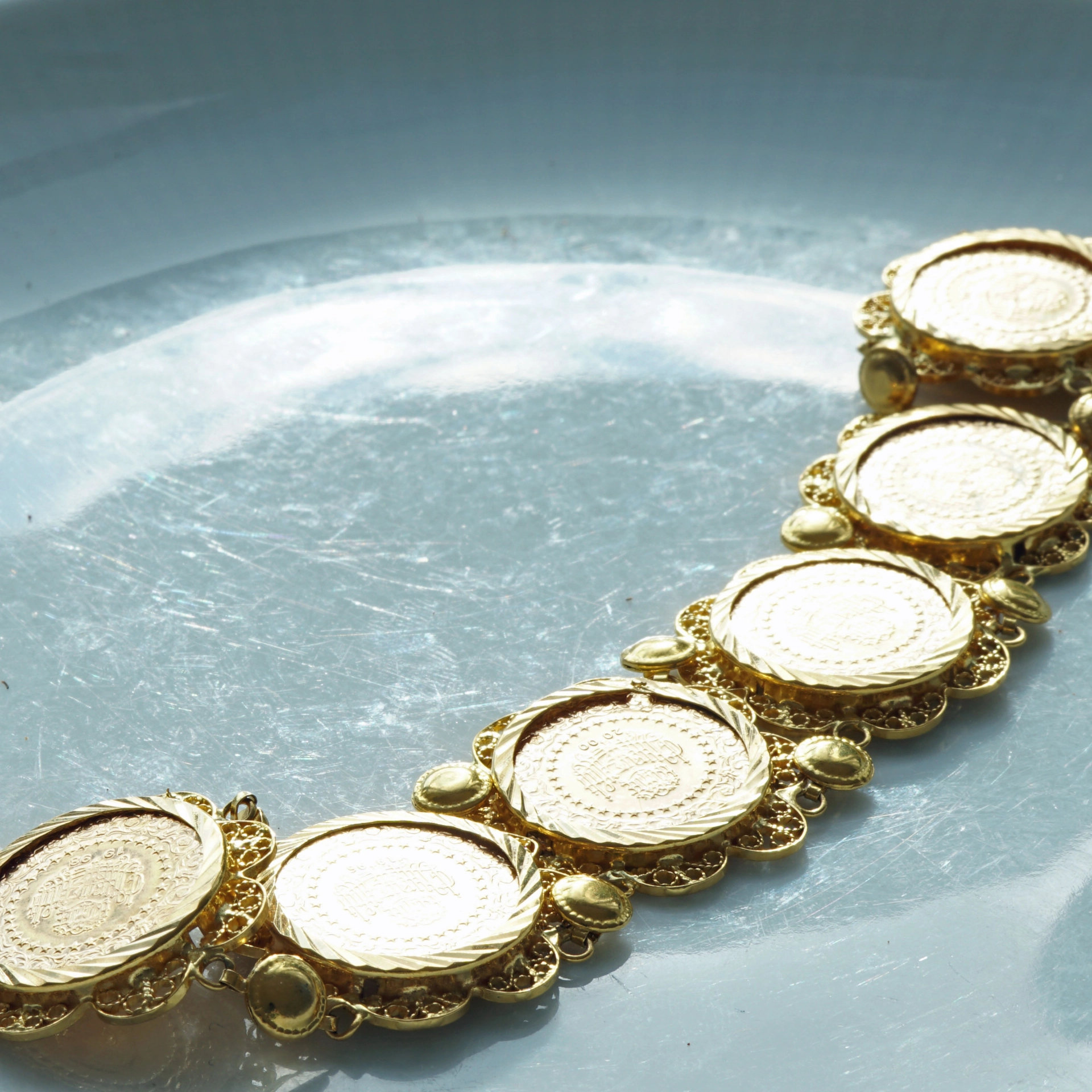 Coin Bracelet 916 Yellow Gold 32 Grams...perfect Gipsy Style