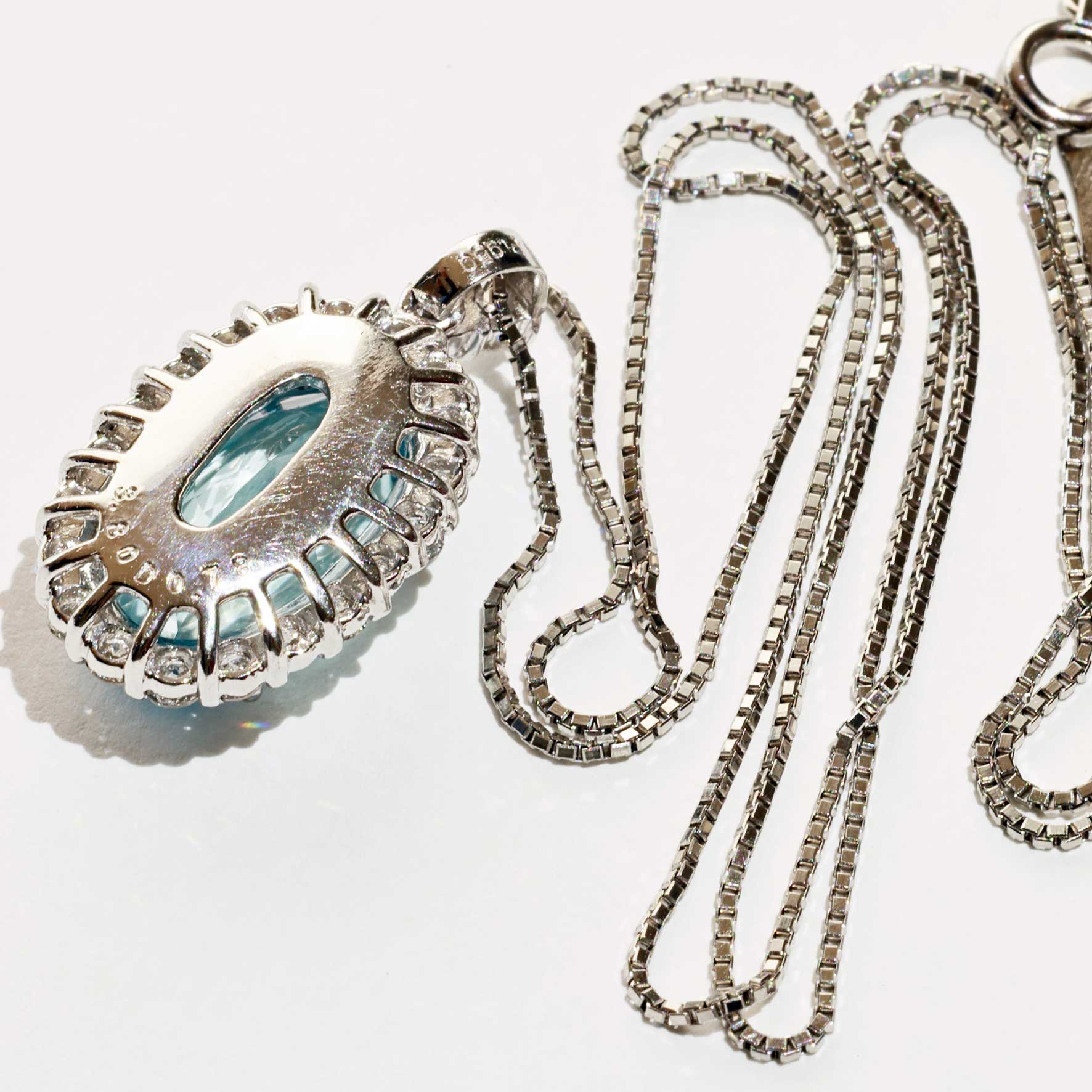 Santa Maria Aquamarin Brilliant Pendant 3.80 ct  0.78 ct 950 platinum Rare Color