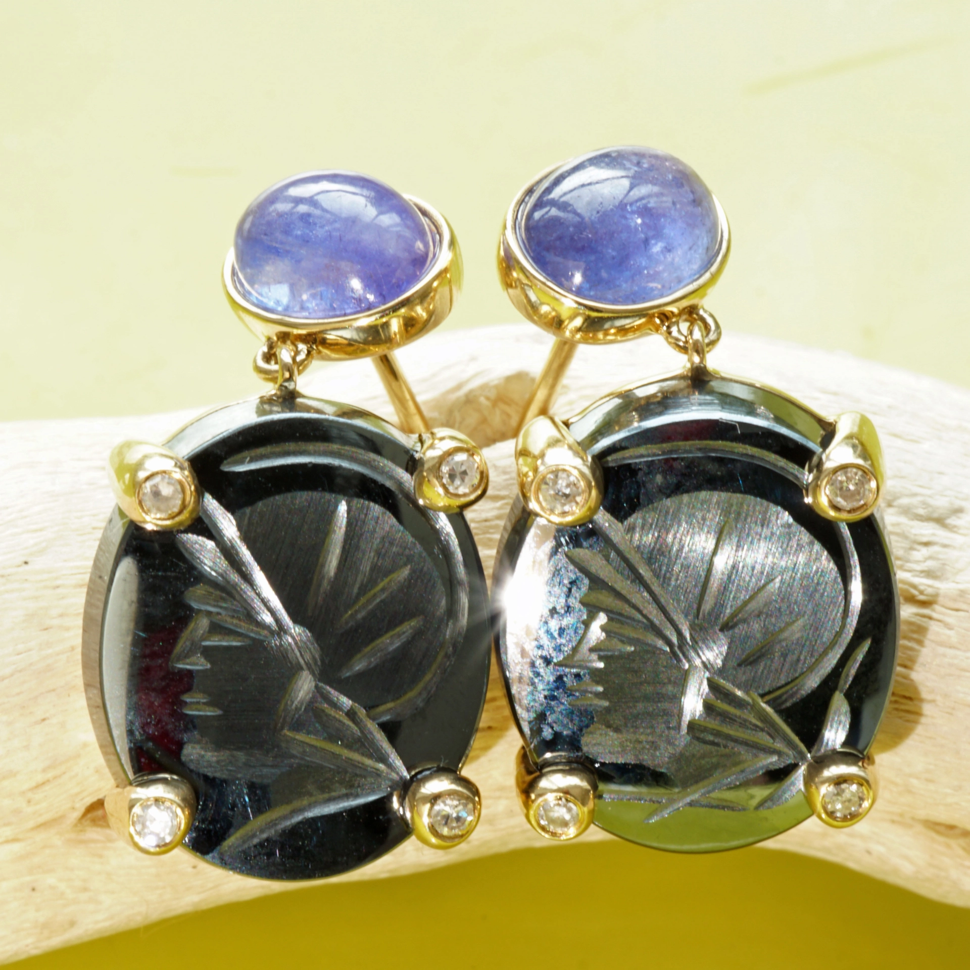 Tansanite Diamond Earrings...be my Warrior...18kt Yellowgold