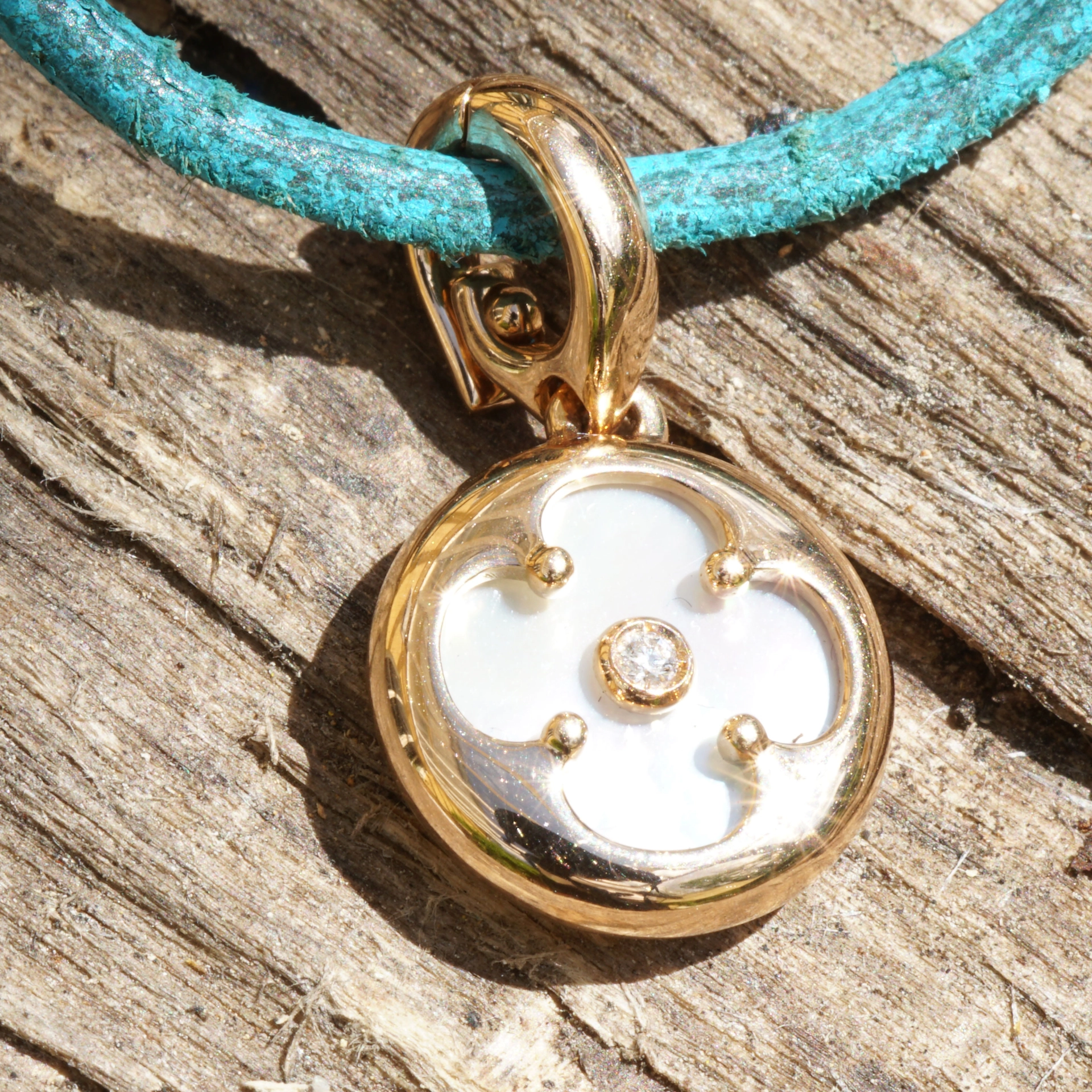 Cloverleaf Pendant with Brilliants 750 Rose Gold made in Italy
