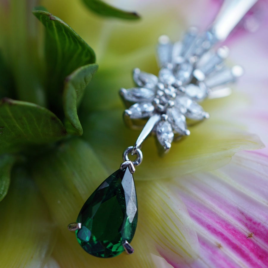 Demantoid Brillant Diamant Anhänger mit Kette 900er Platin