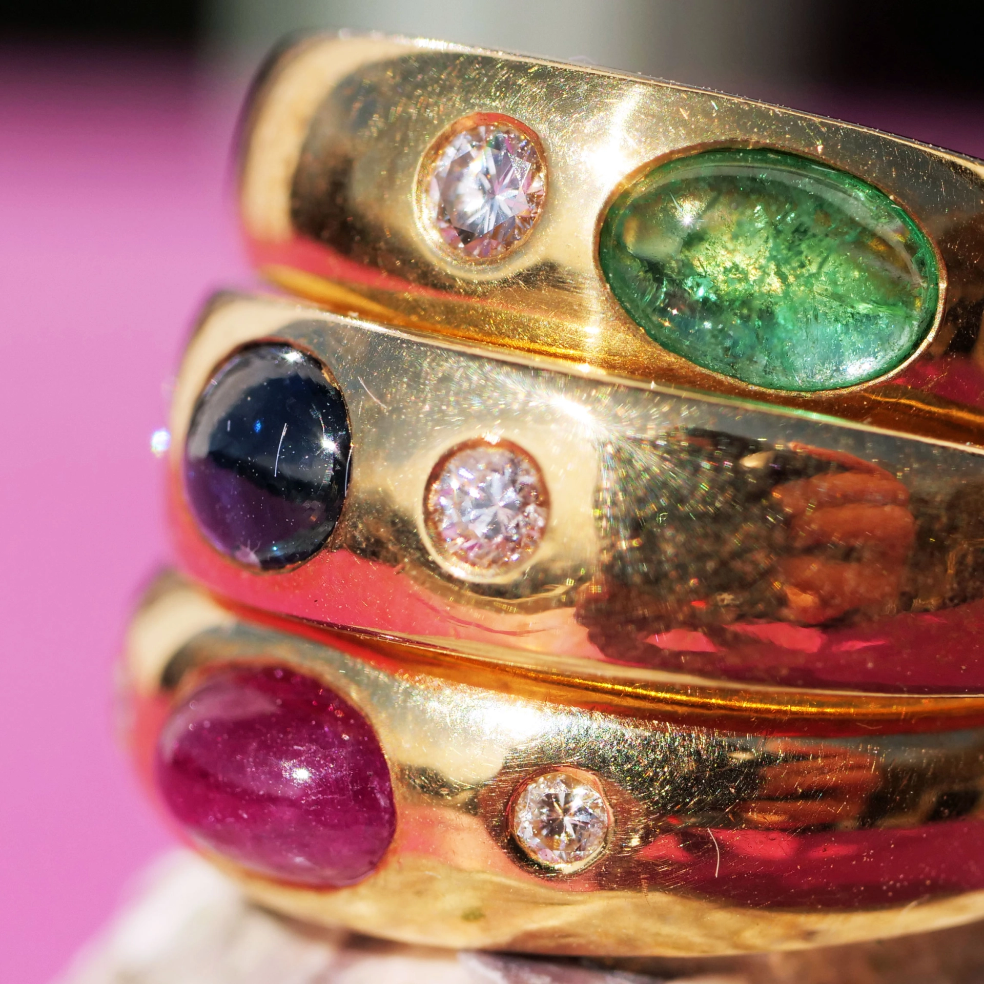 Emerald Saphire Ruby Brilliant Rings 18 kt Yellow Gold new and handmade