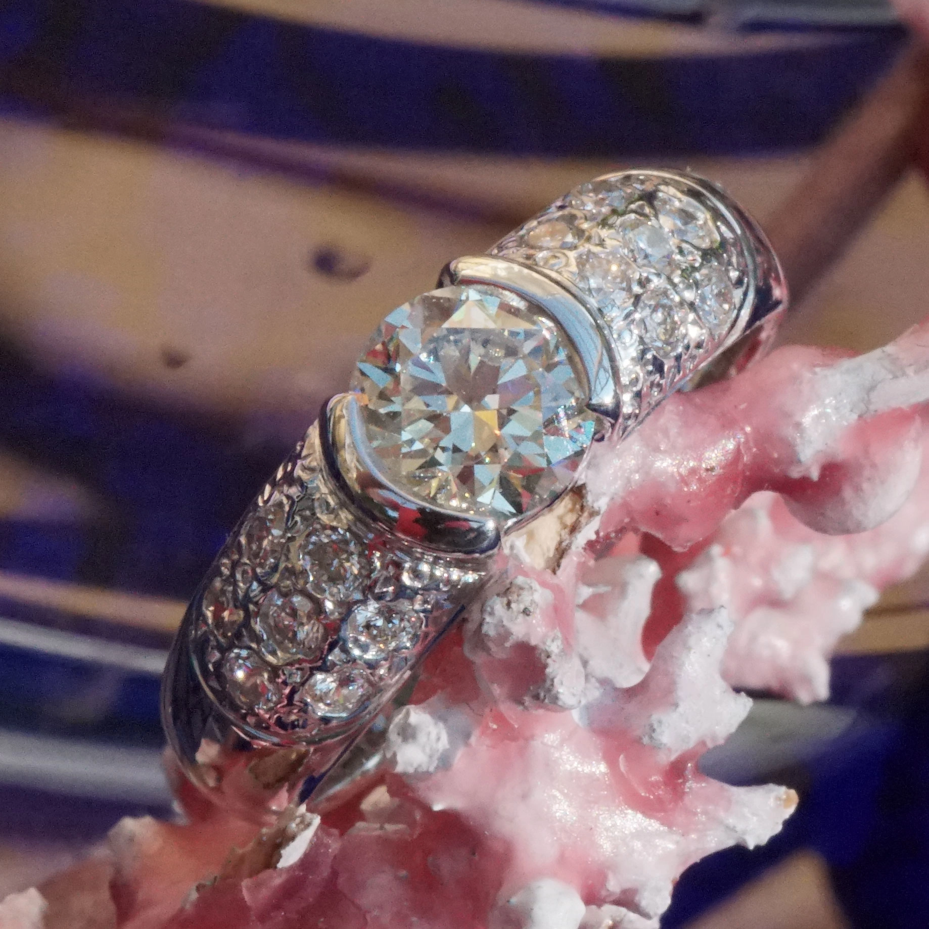 Brillant Ring Solitär 0.90 ct 0.27 ct  Fancy-Yellow-W / VVS-SI 900er Platin