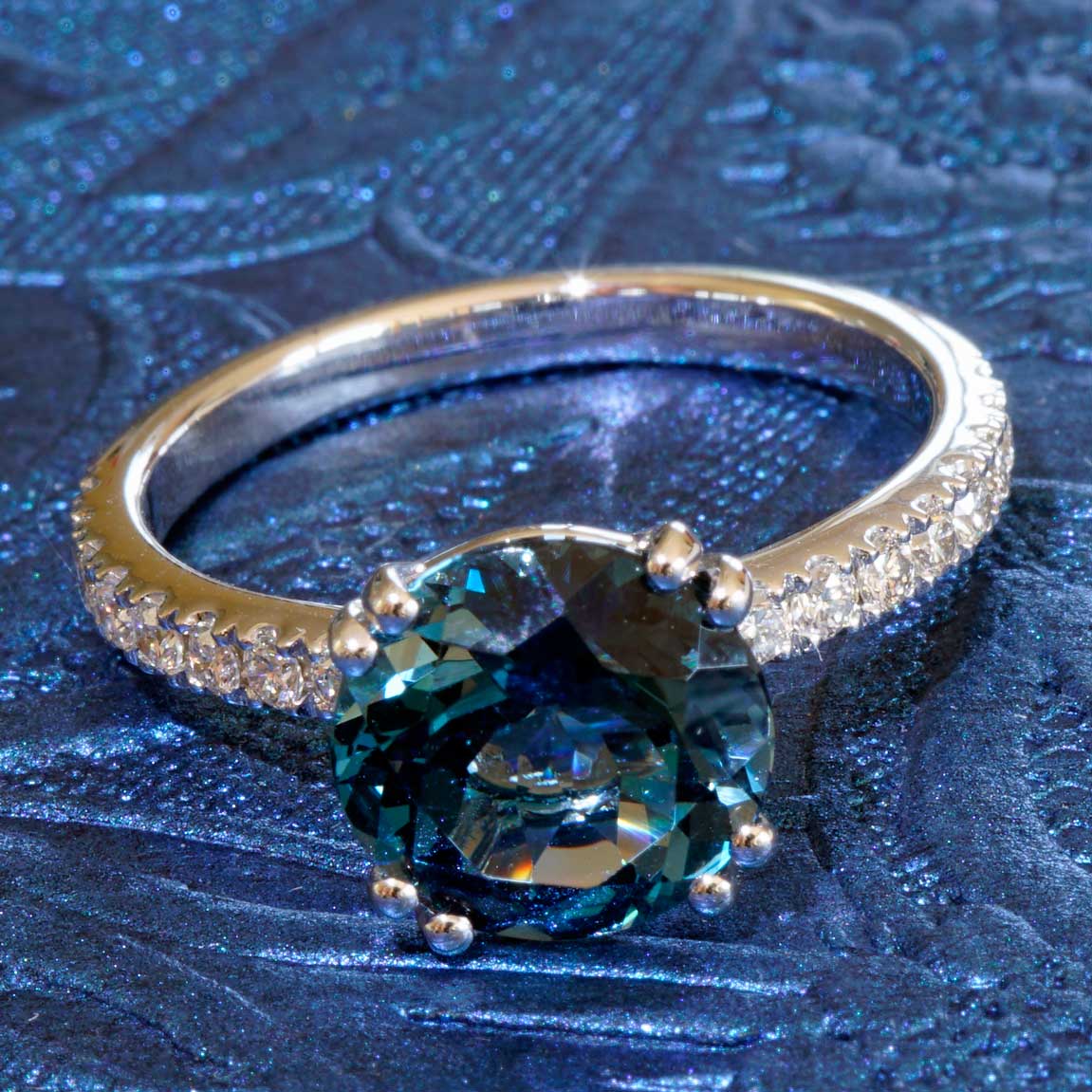 Yellow Saphire Brilliant Ring 18 kt White Gold 1.41 ct AAA+ very fine Jewellery