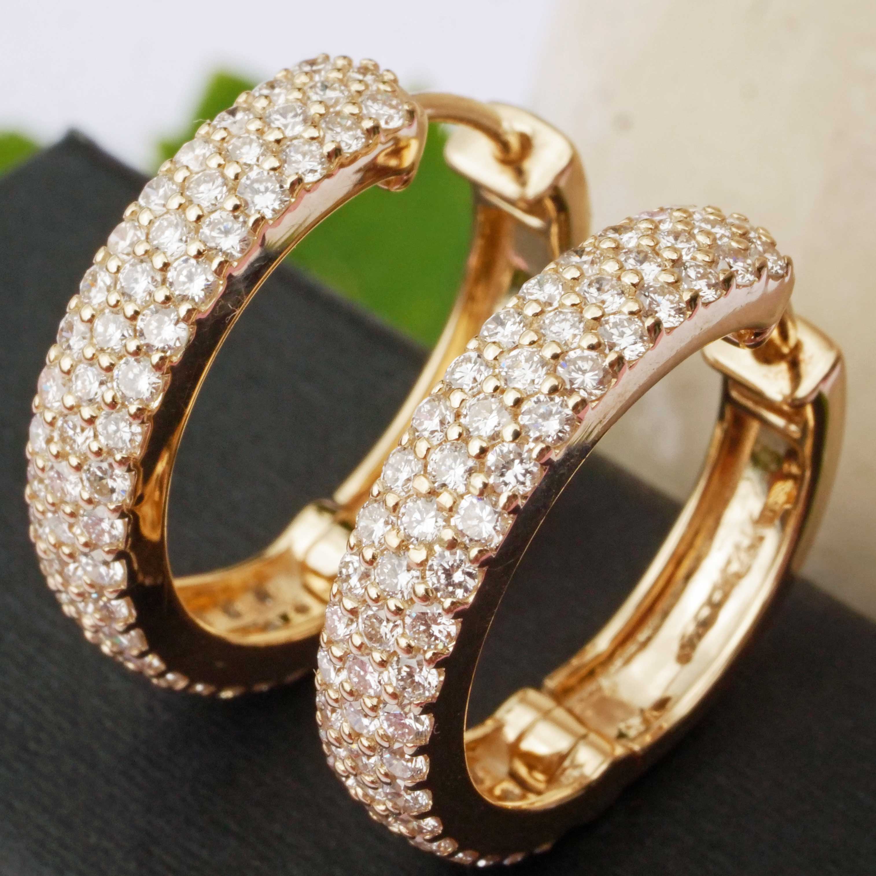 Brilliant folding hoop earrings 1.39 ct TW VS laboratory diamonds in 585 yellow gold.... for a fraction of the price of a natural diamond