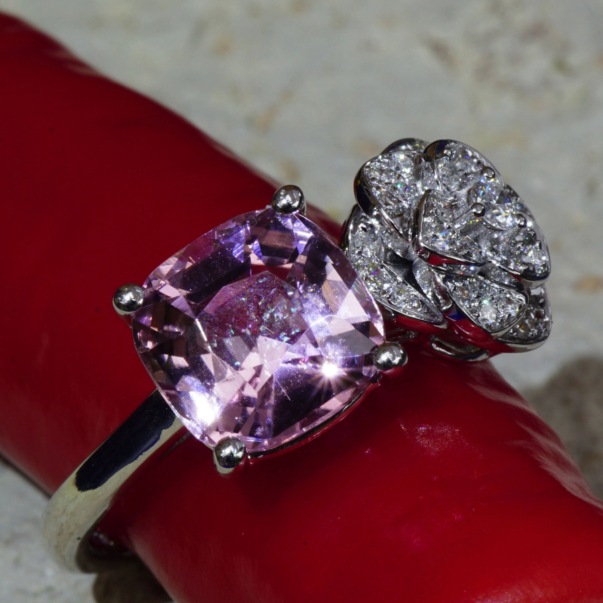 Tourmaline Diamond Ring 18 Whitegold ...a new series.....Viva en Rose.....