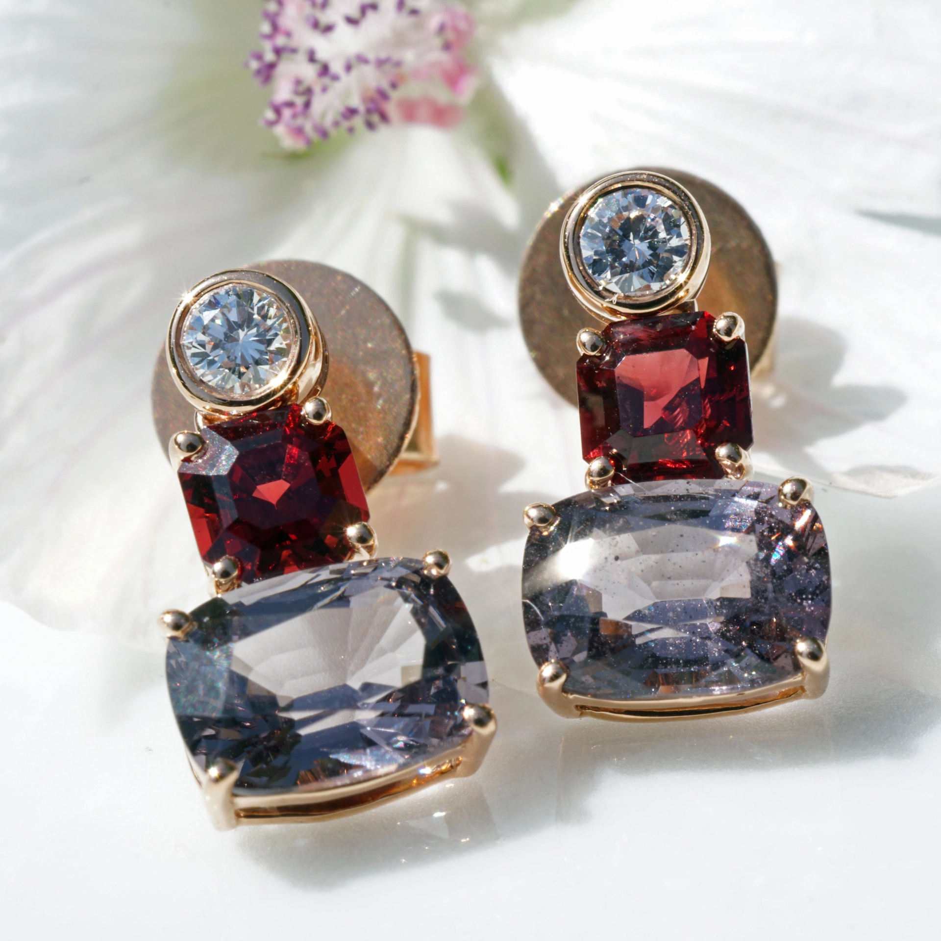Spinel Diamond Earrings from Burma...Red and Grey-violet 18kt Rosegold