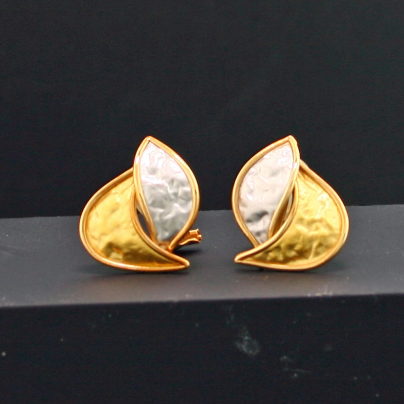 Feinplatin-Feingold-Ohrclips mit 750er-Gold-Montur