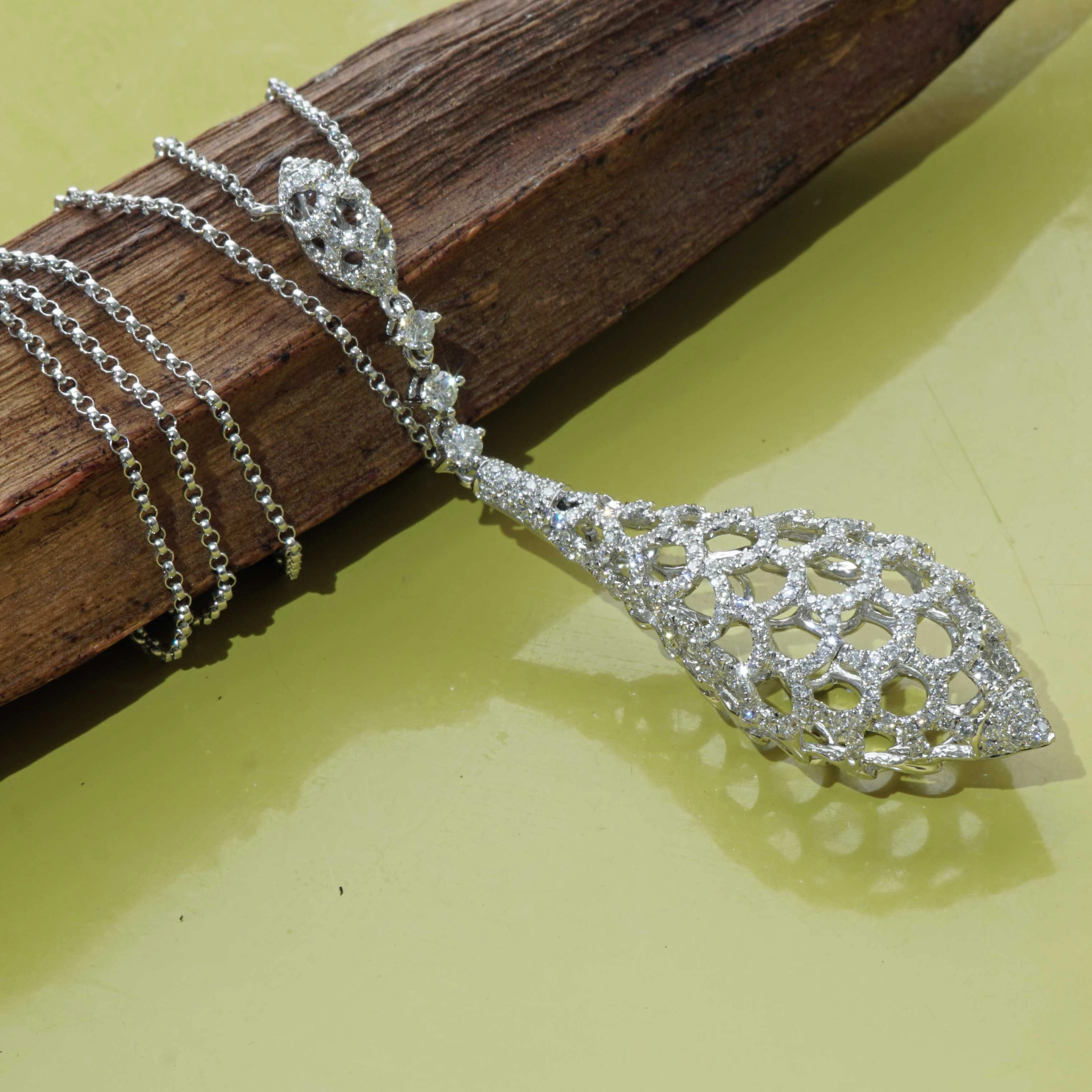 Brilliant pointed Pampel necklace 750 White Gold 1.10 ct TW-W VVS-VS exciting Grid Structure
