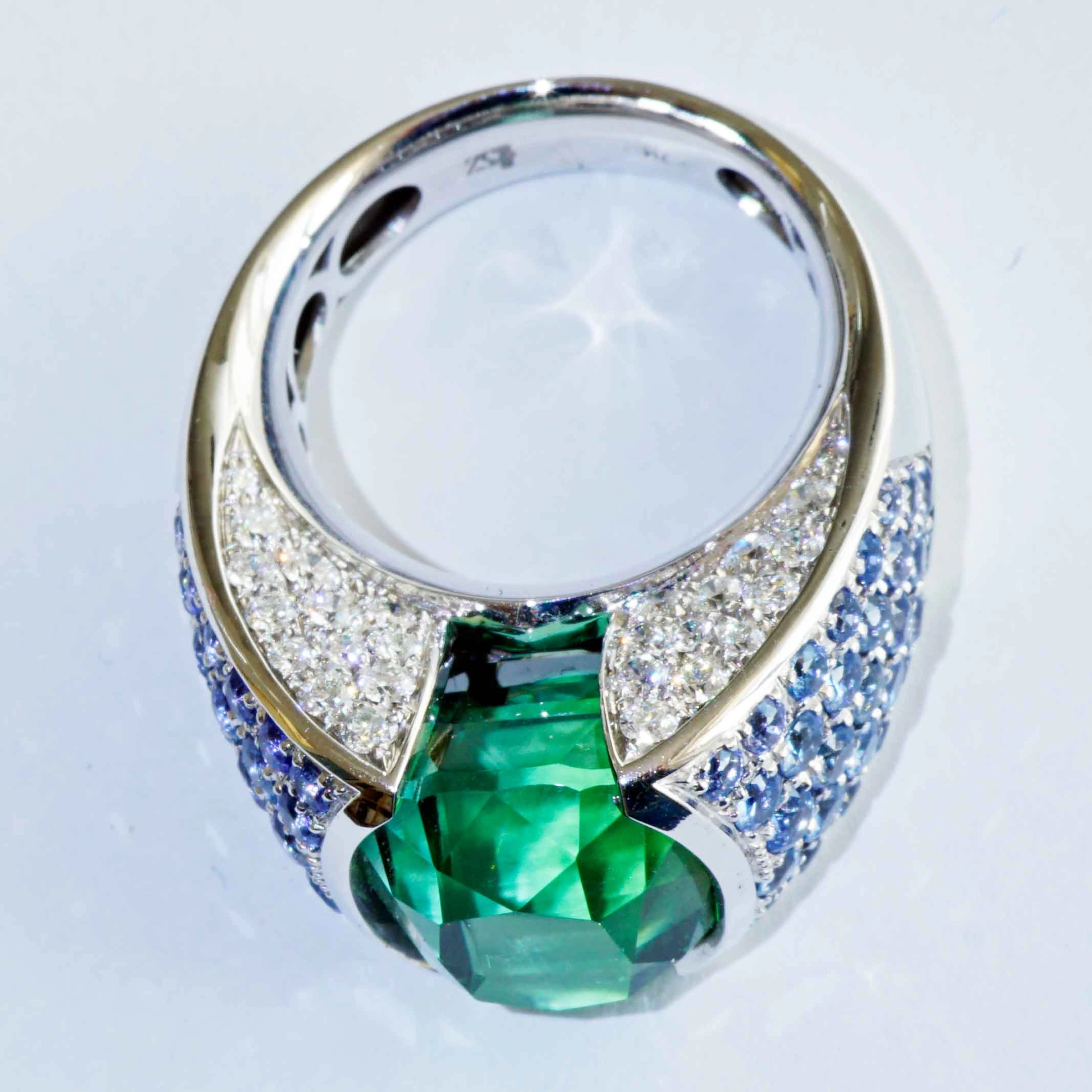 Lagoon Green Turmalin Saphire Brilliant Ring 18kt Whitegold Afghanistan AAA+ 