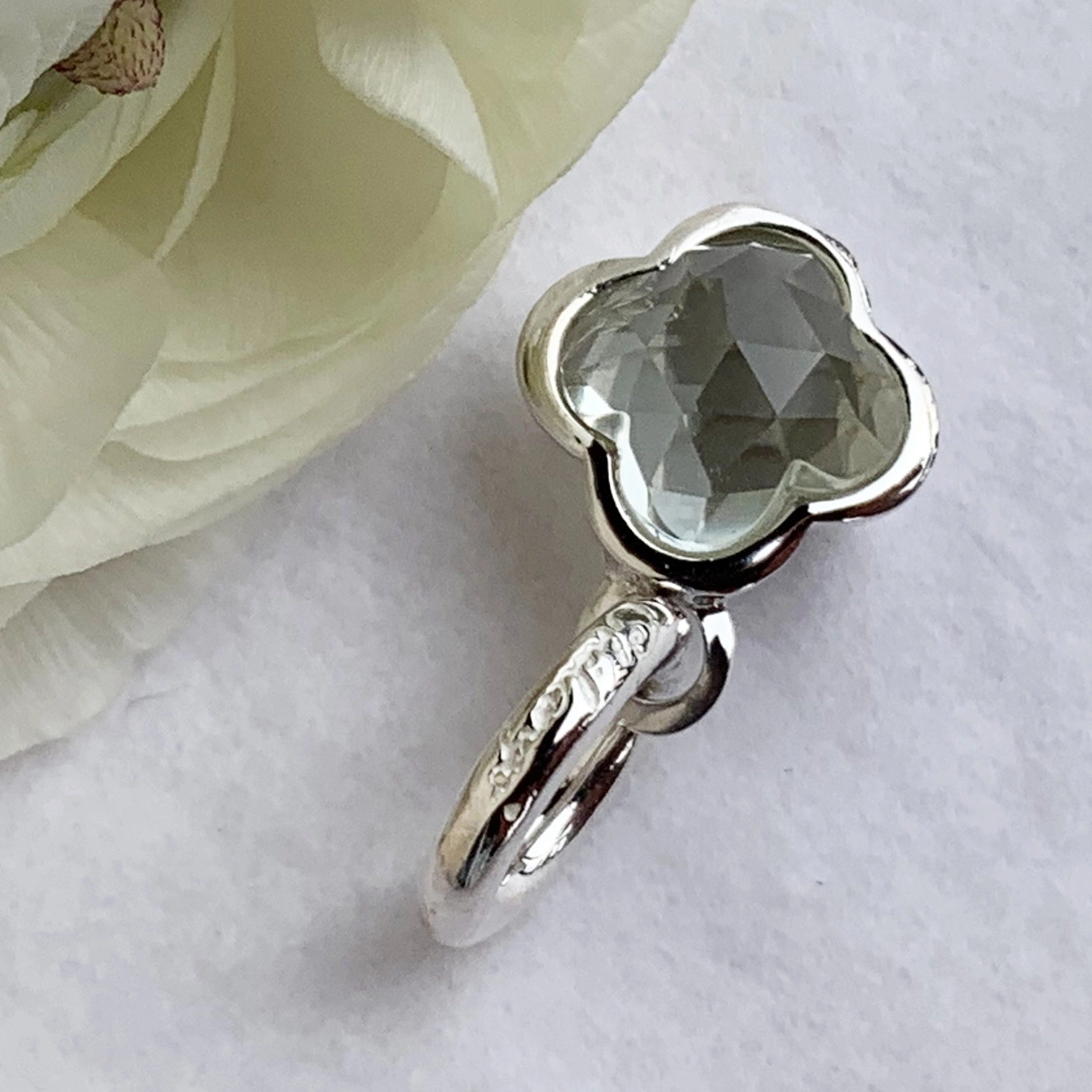 Original Chilango Amethyst Anhänger Lilly Flower out of Nature 925er Silber toller Schliff