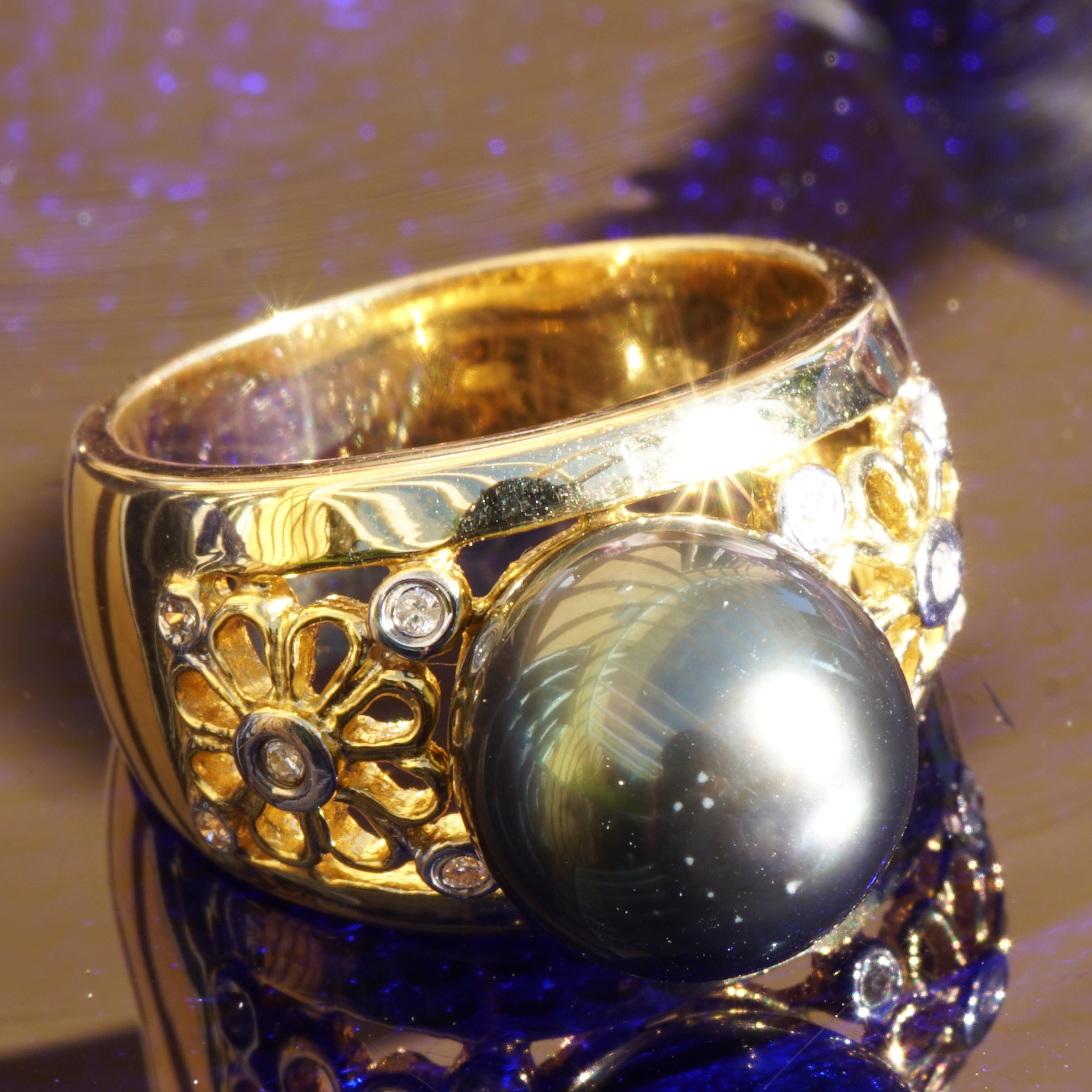 Tahiti Zuchtperl Diamant Ring 585er Gelbgold 11 mm D. 9,9 Gramm schwer Klassiker