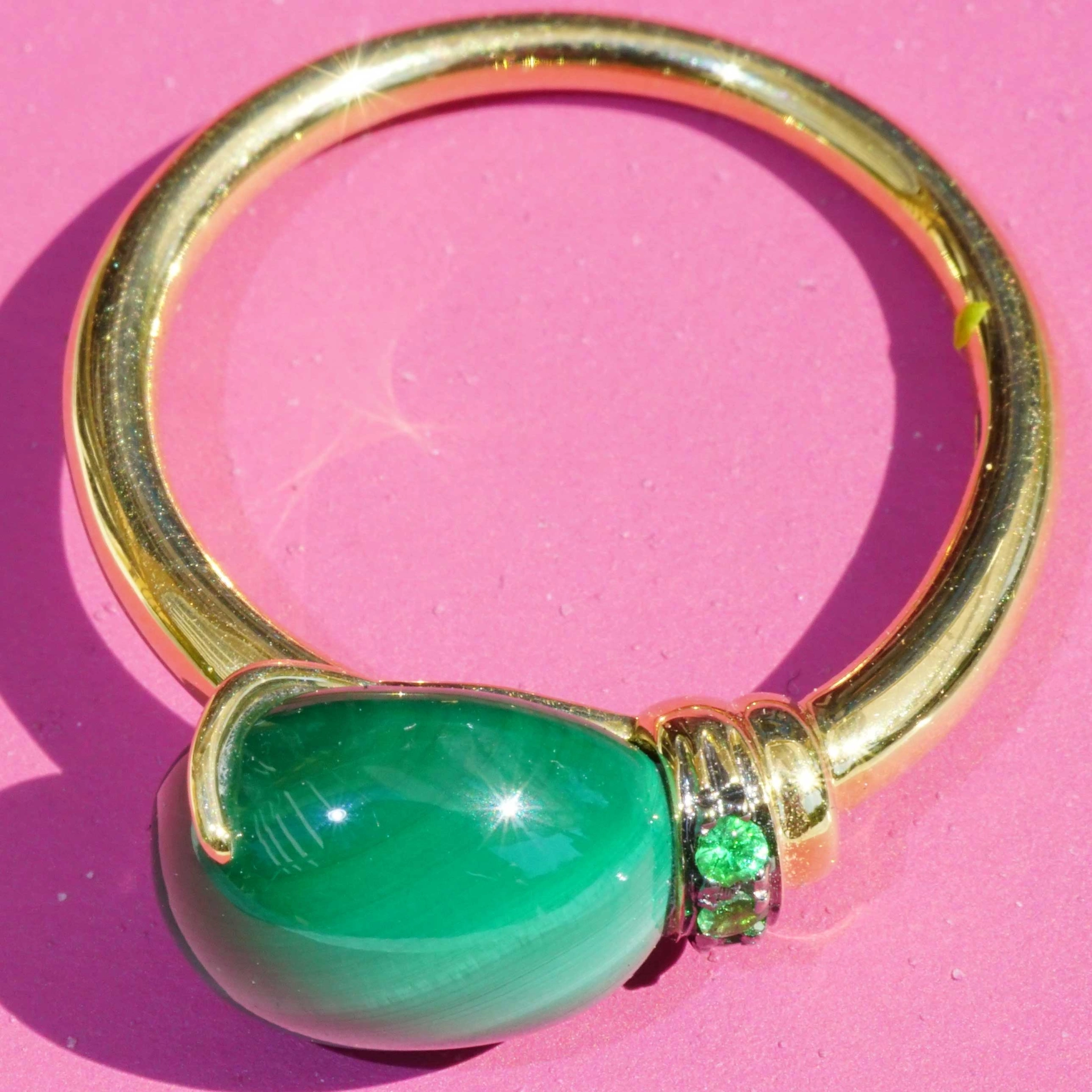 Drop Ring..soo sweet...with malachitet and tsavorithe...made in Italy
