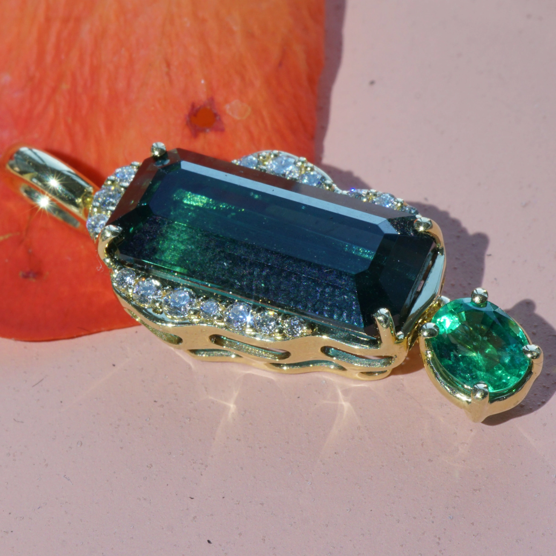 Tourmaline Emerald Pendant from Afghanistan 5.30 ct bicolor petrol blue green