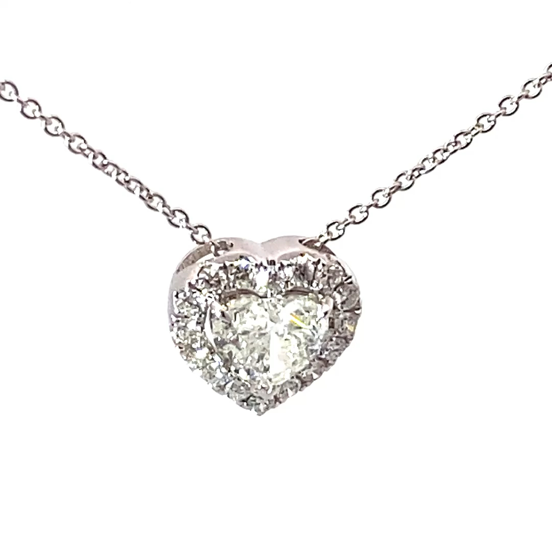 Heart full cut brilliant approx. 0.70 ct, F (very fine white) / SI1(small inclusions) with GIA report