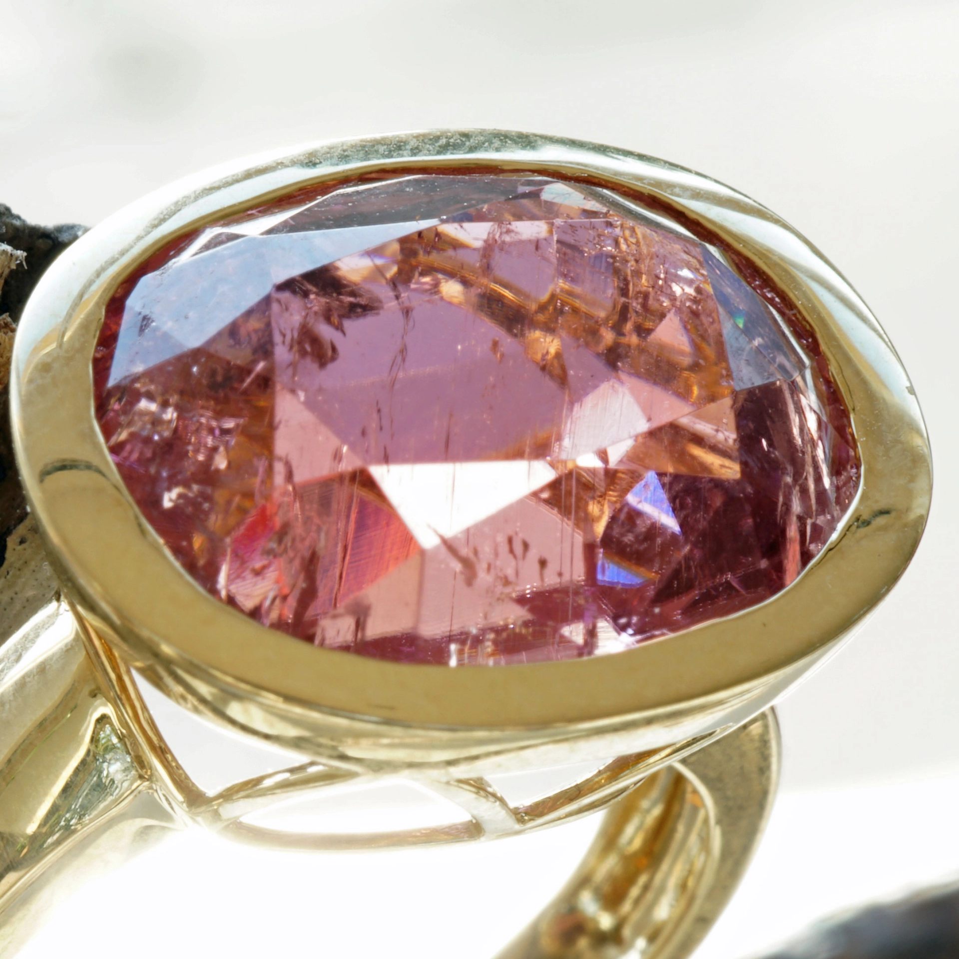 Rubellit Ring from Afghanistan...your graceful companion