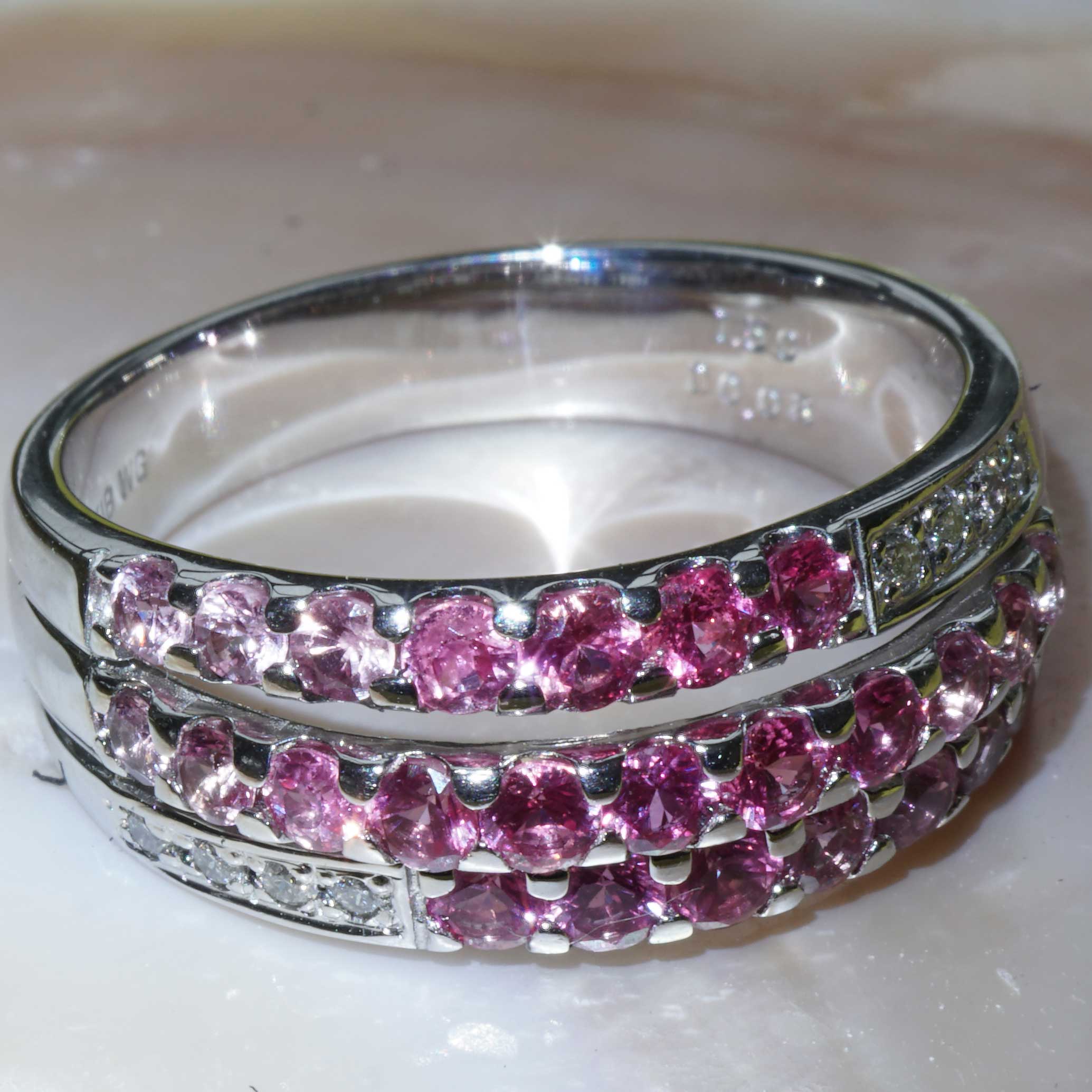 Pink Sapphire Brilliant Ring 750 white gold 1.50 ct 0.08 ct interesting color gradations from light to dark