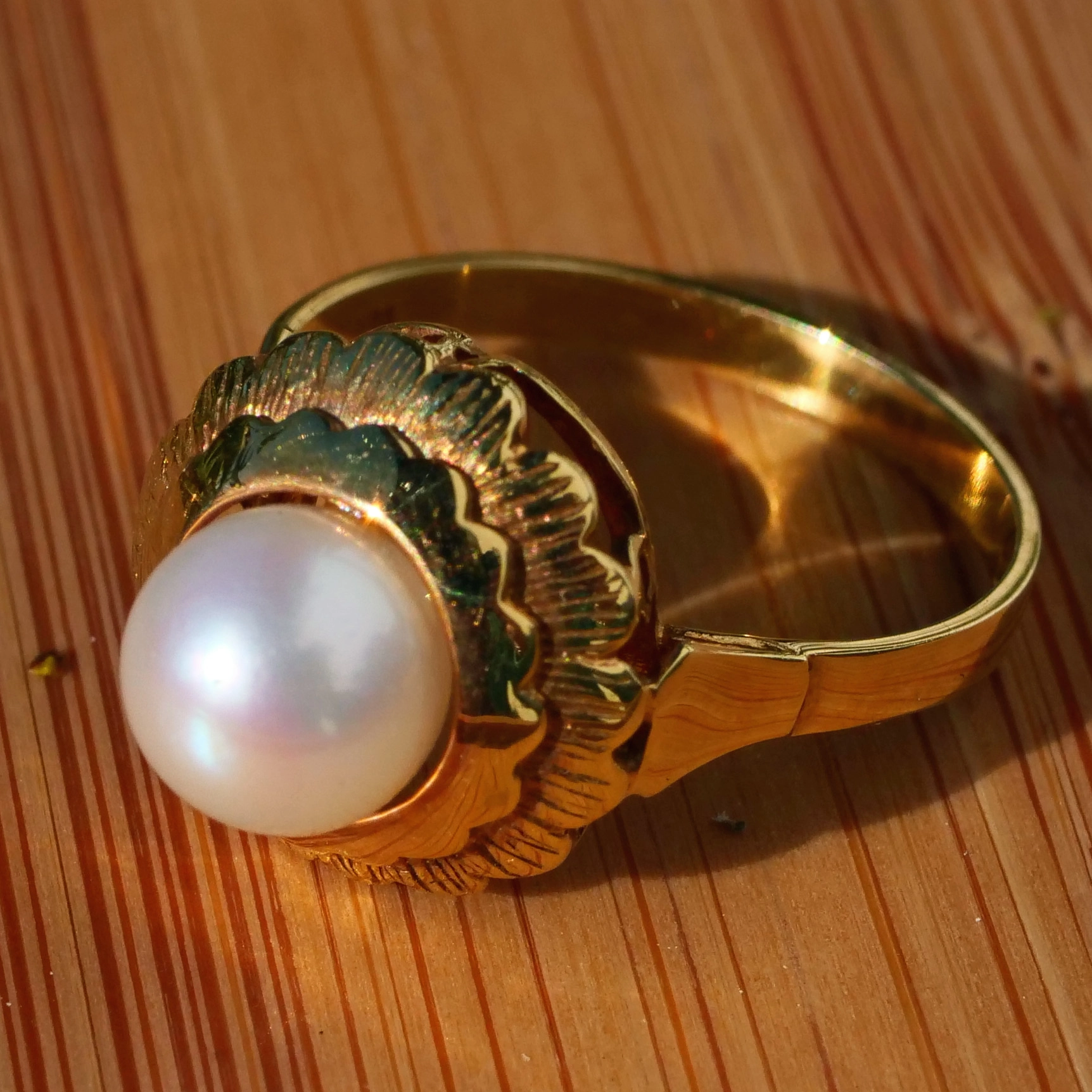 Vintage Ring 14 kt Yellowgold with Akoya Pearl