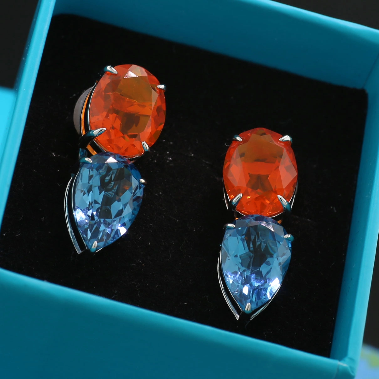 Feueropal-Topas-Ohrschmuck-750er-Weißgold