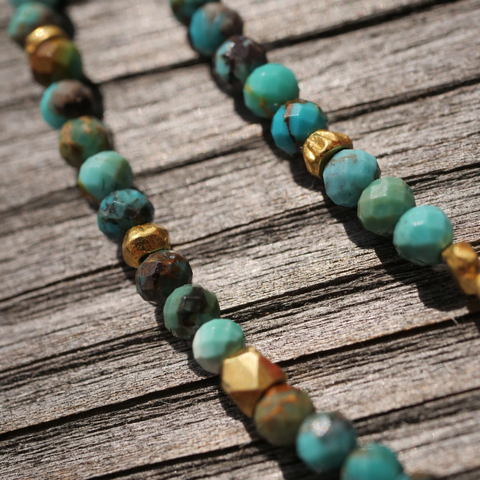 Turqouise Necklace with handmade Balls in 900er Finegold ...so pretty
