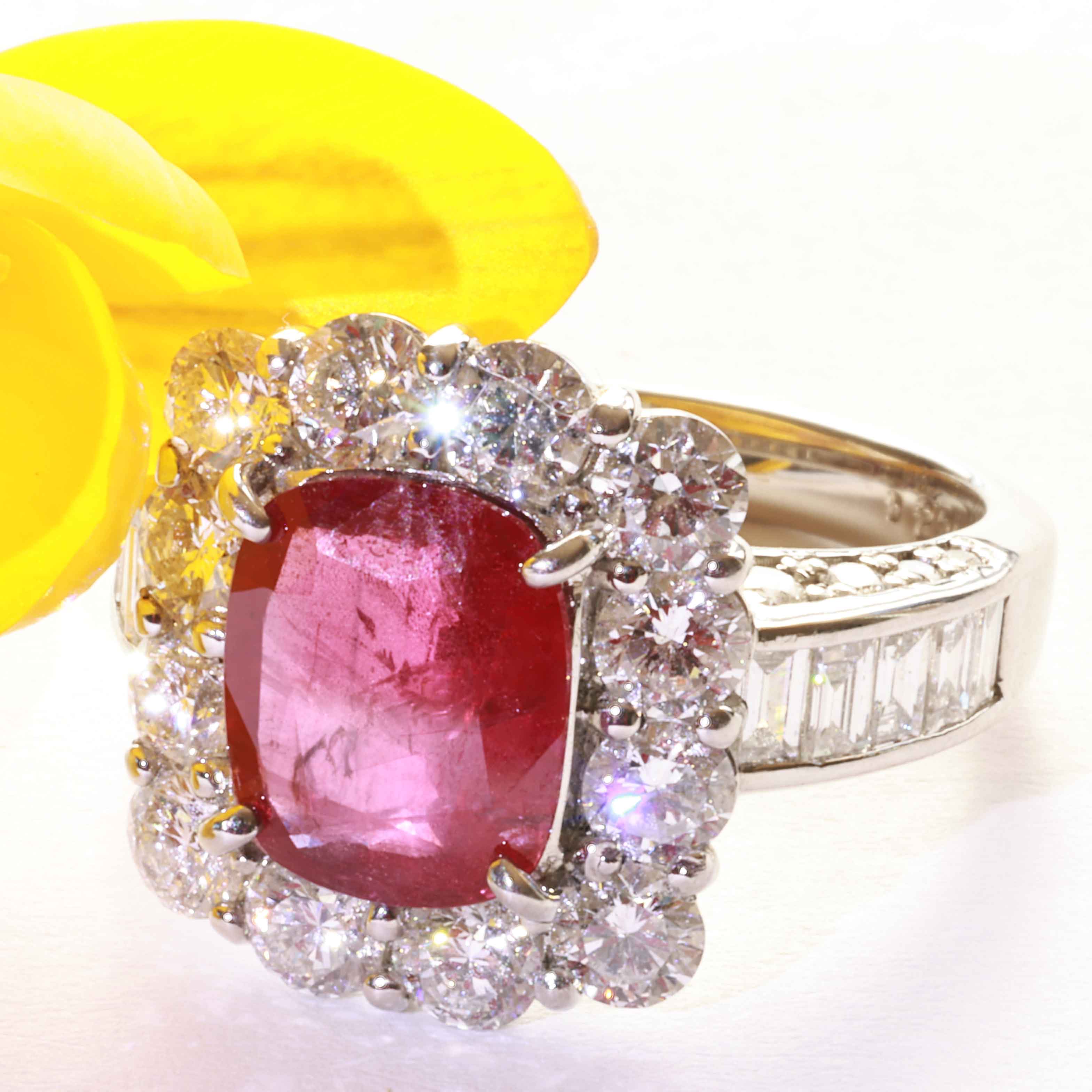 Unheated Burma Ruby Brilliant Ring 2.60 ct 2.38 ct Myanmar 950 platinum GRS certificate