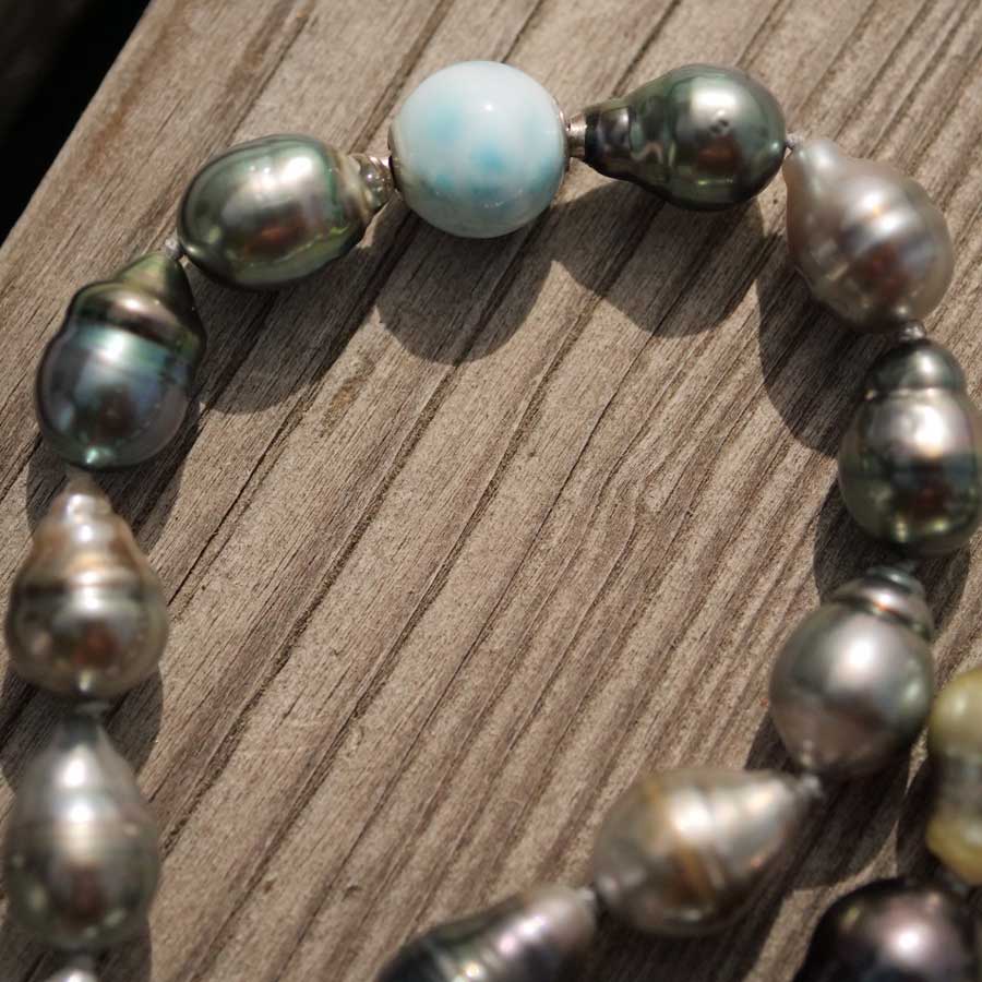 Larimar Tahitian cultured Pearl Necklace 8-11 mm baroque beautiful Quality with intense lustre untreated 46,50 cm long