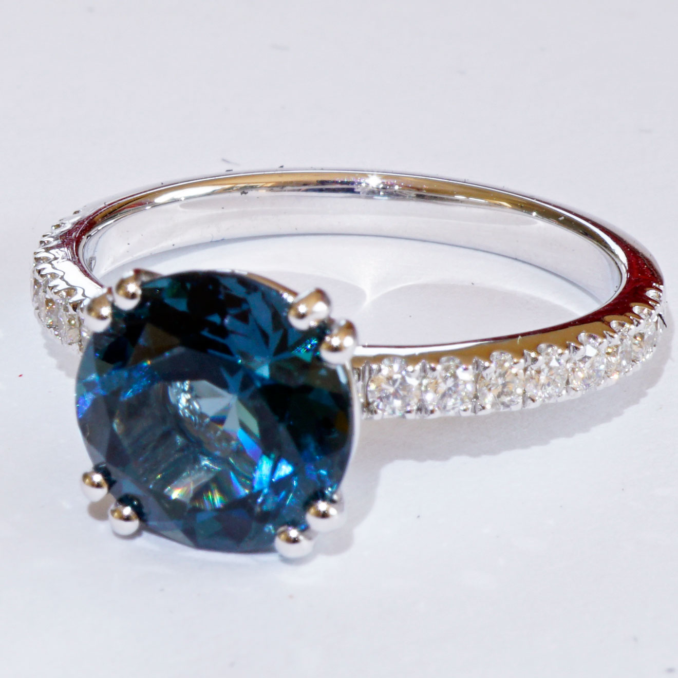Yellow Saphire Brilliant Ring 18 kt White Gold 1.41 ct AAA+ very fine Jewellery