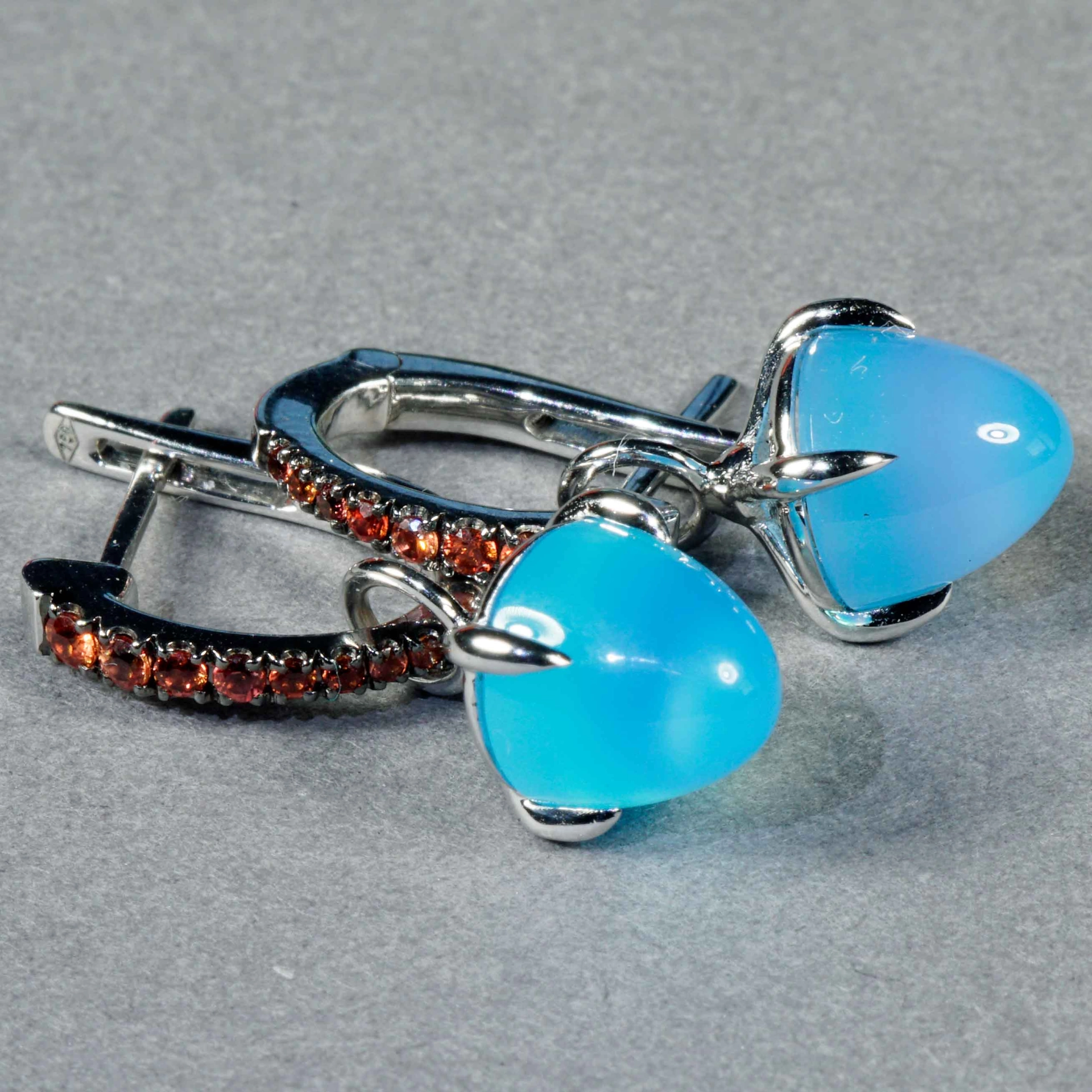 Saphire Paraiba Agate Earrings 18kt Whitegold delightful italian Design